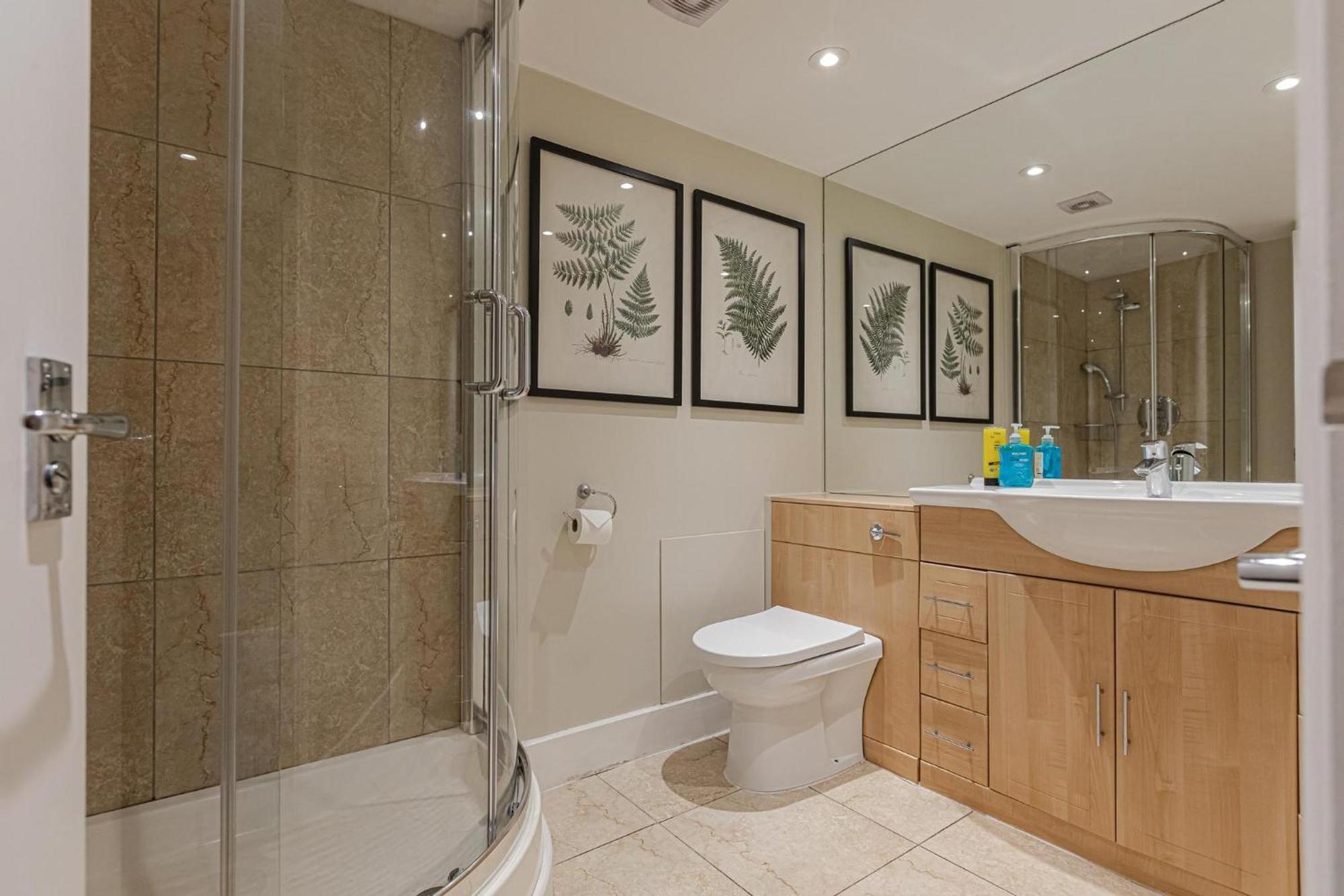 Apartment Stylish In Kensington *