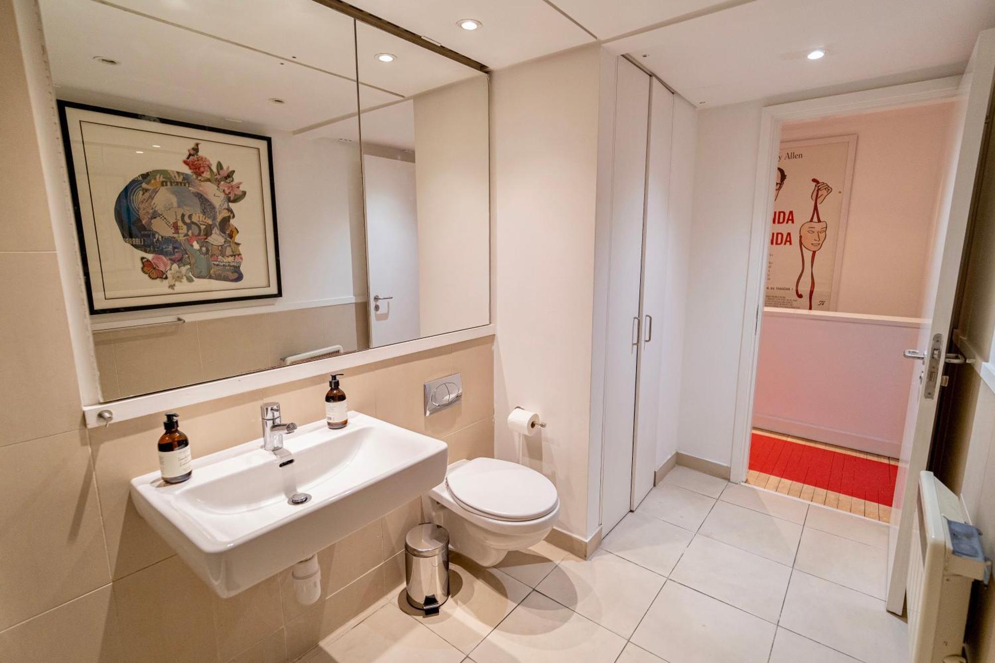 Spacious West End Duplex Apartment, W1 London