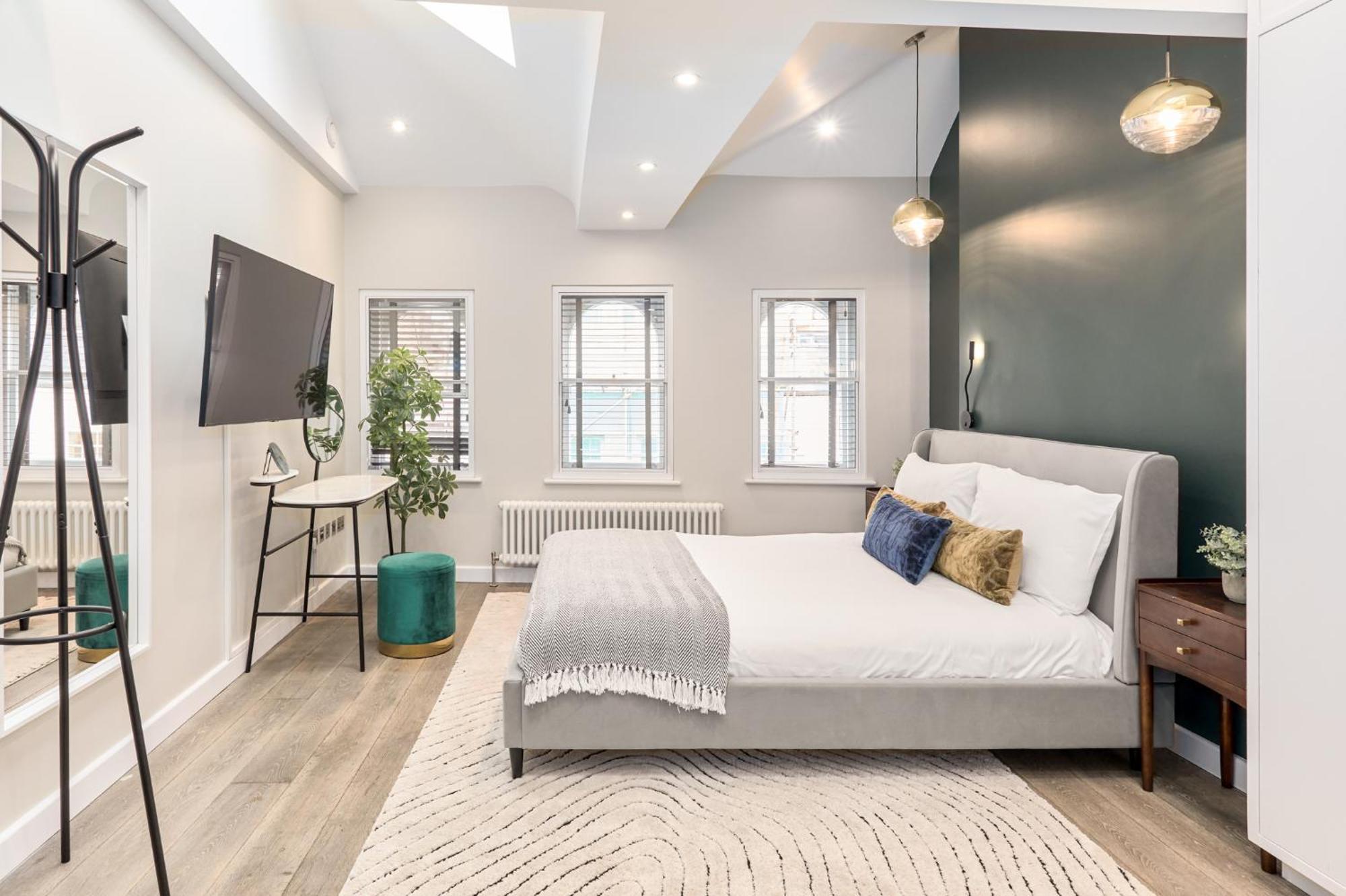 Be - The Chinatown Residences Apartment London