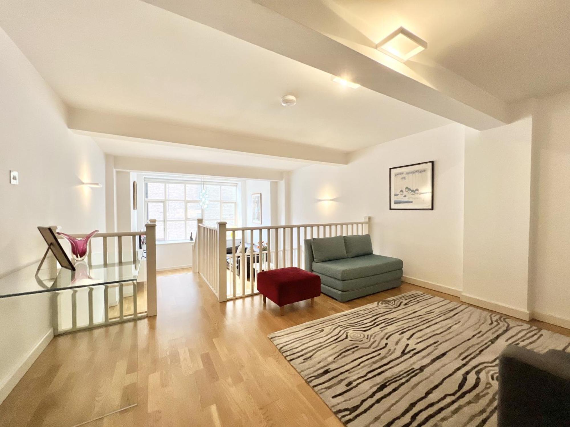 Apartment Vip Serviced Excellent Location Great Price