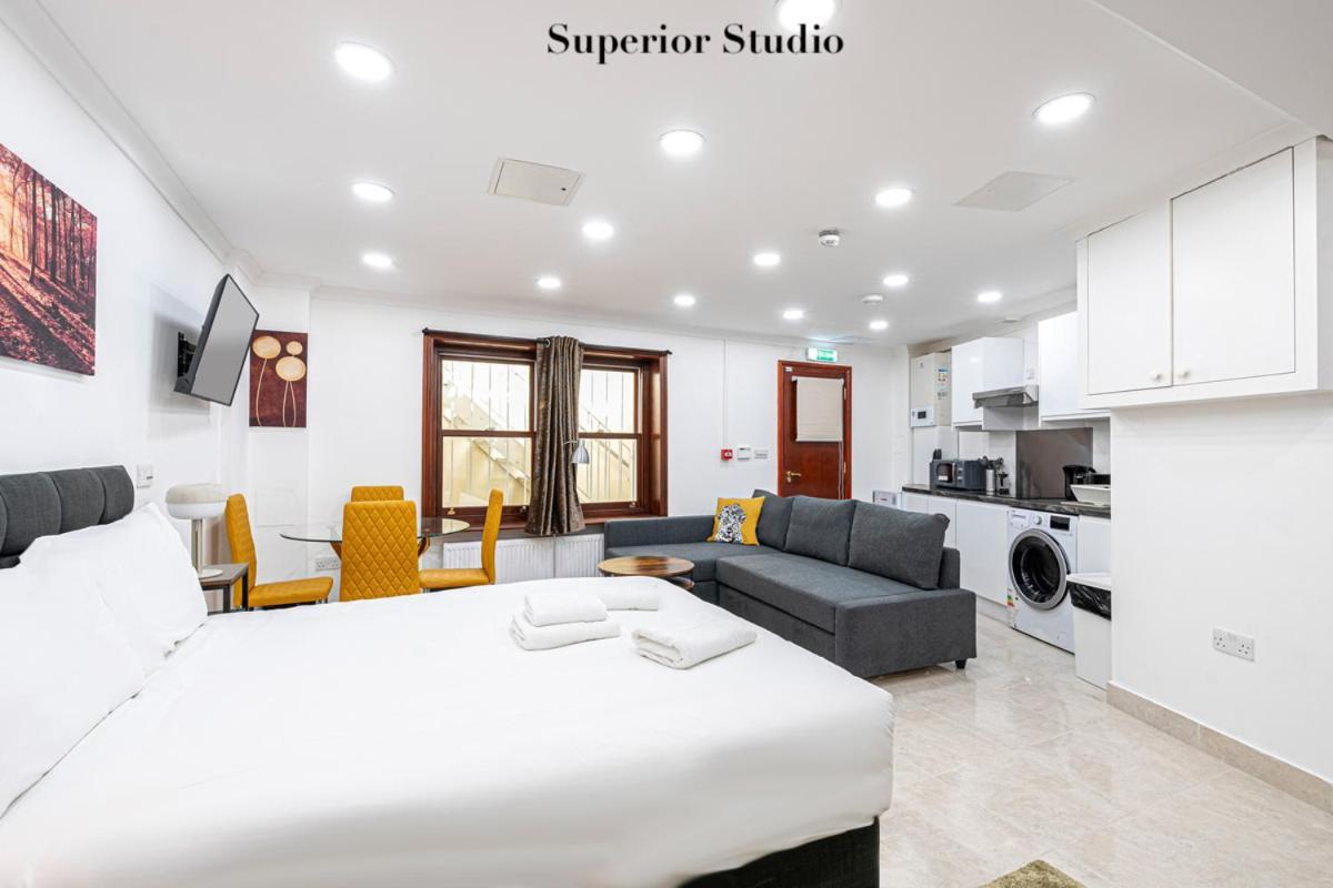Stylish Kensington Apartment London