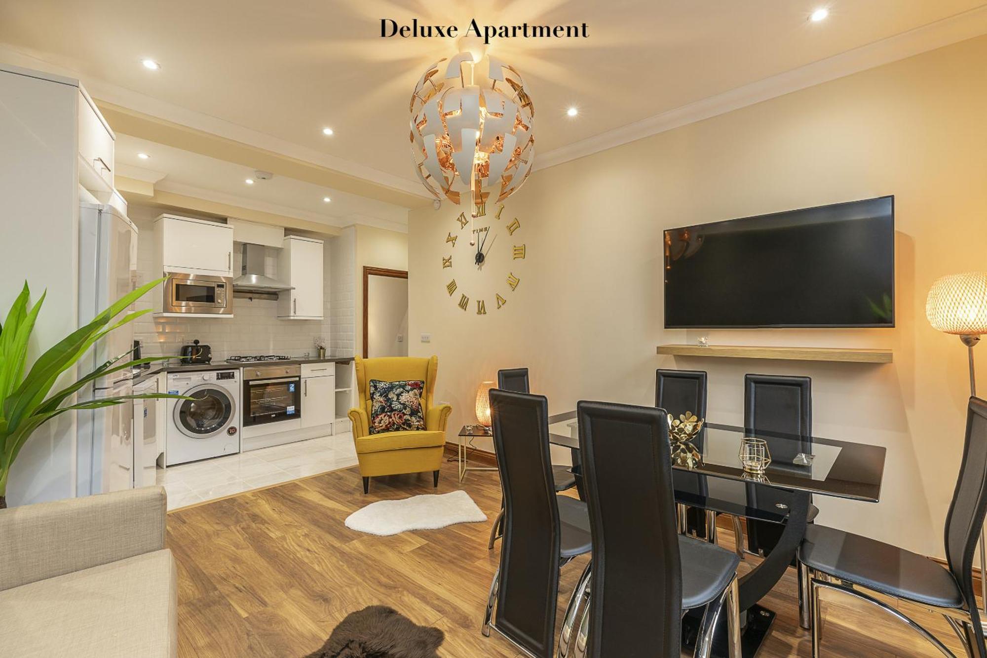 Stylish Kensington Apartment *