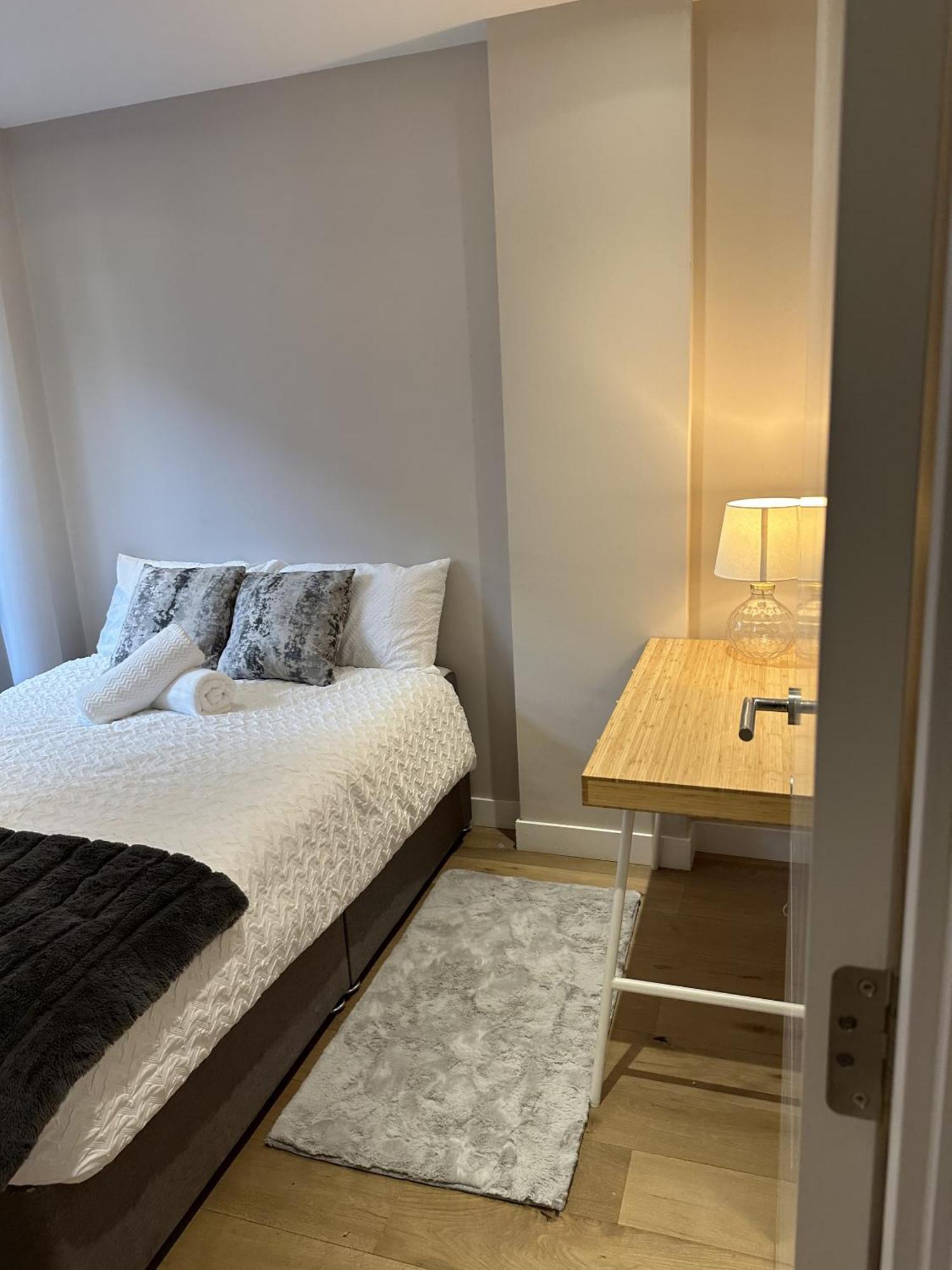 Apartment Richardson Deluxe London