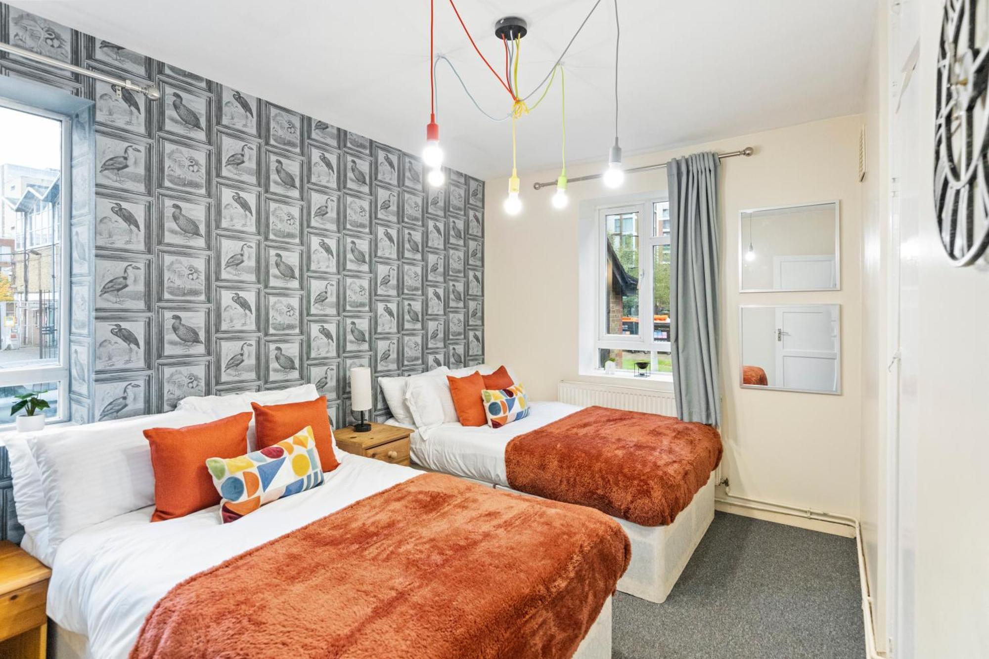 3 Bedroom Flat Near Finsbury Park, Manor House Station Apartamento Londres