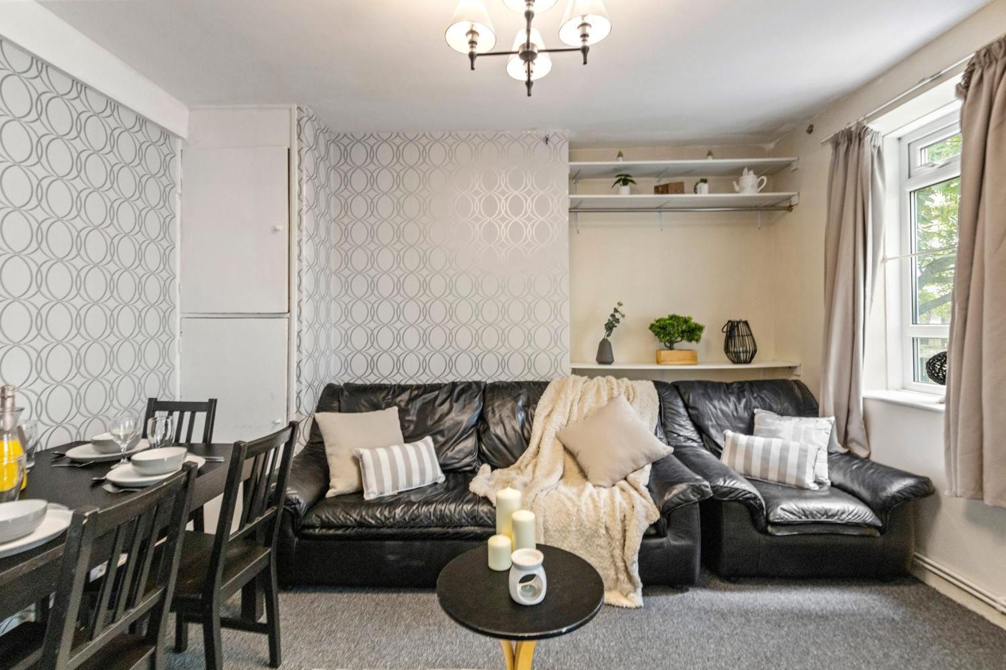 3 Bedroom Flat Near Finsbury Park, Manor House Station *