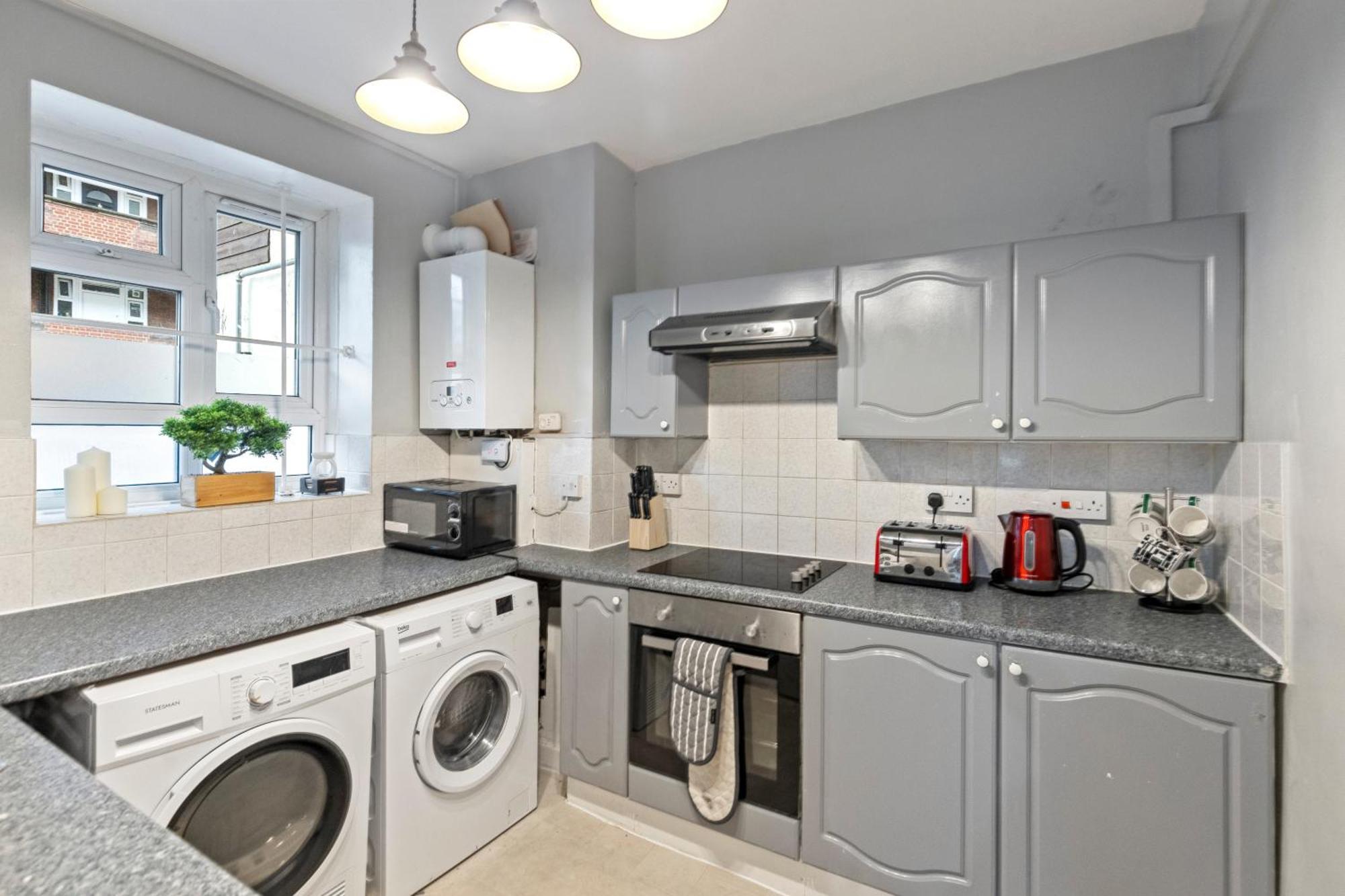 Apartamento 3 Bedroom Flat Near Finsbury Park, Manor House Station