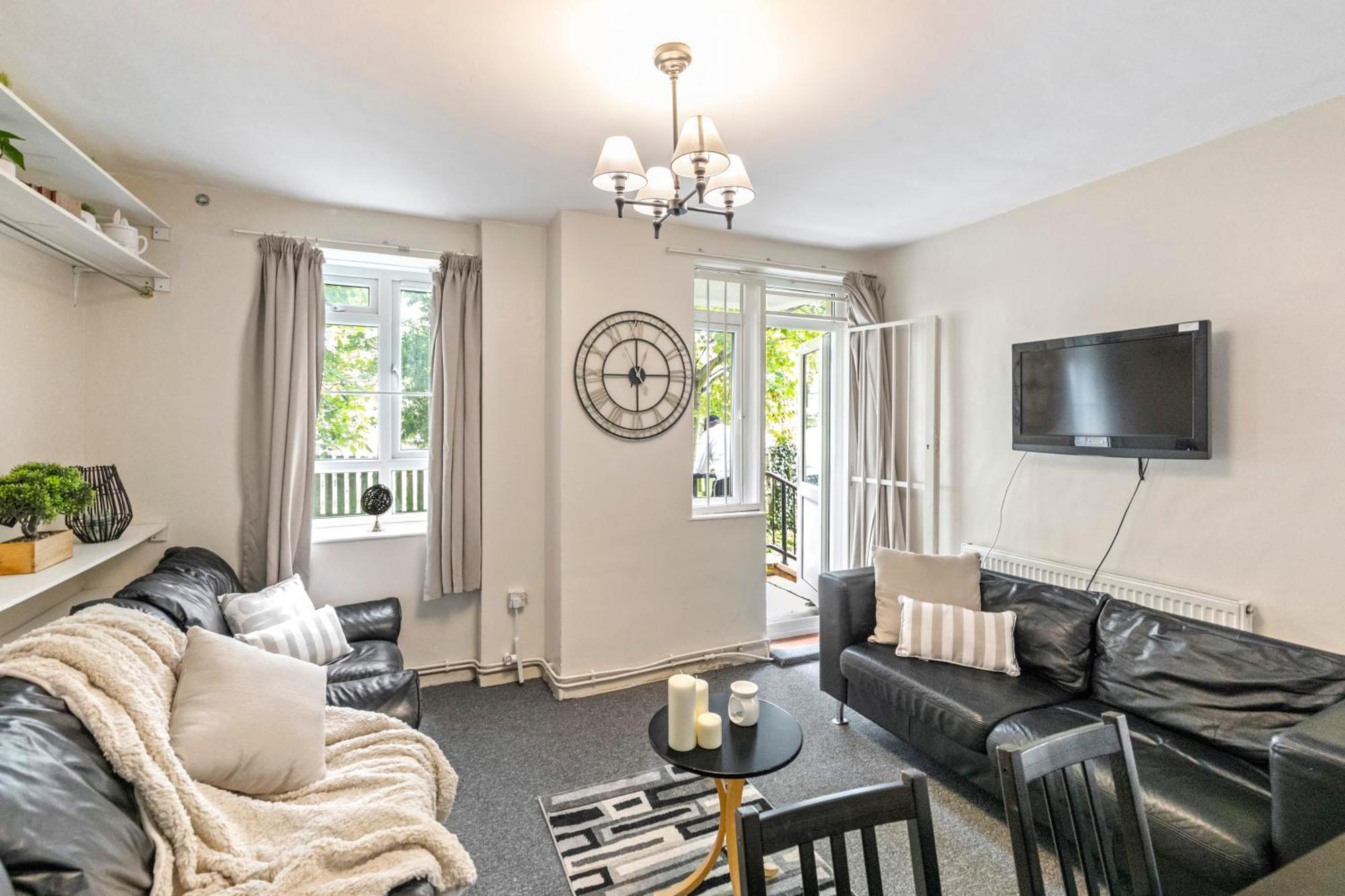 Apartamento 3 Bedroom Flat Near Finsbury Park, Manor House Station *