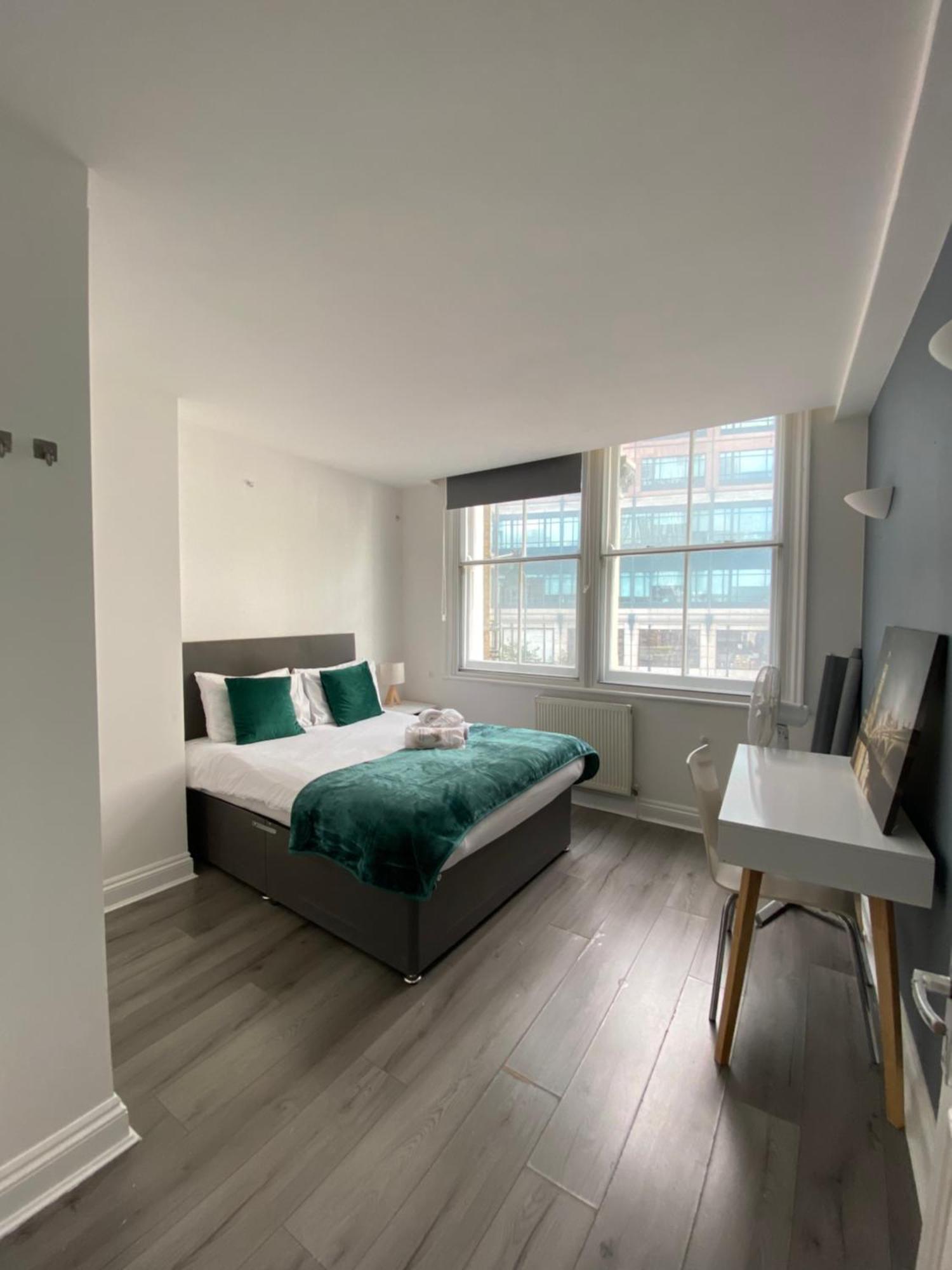 Apartment Stylish Escape London