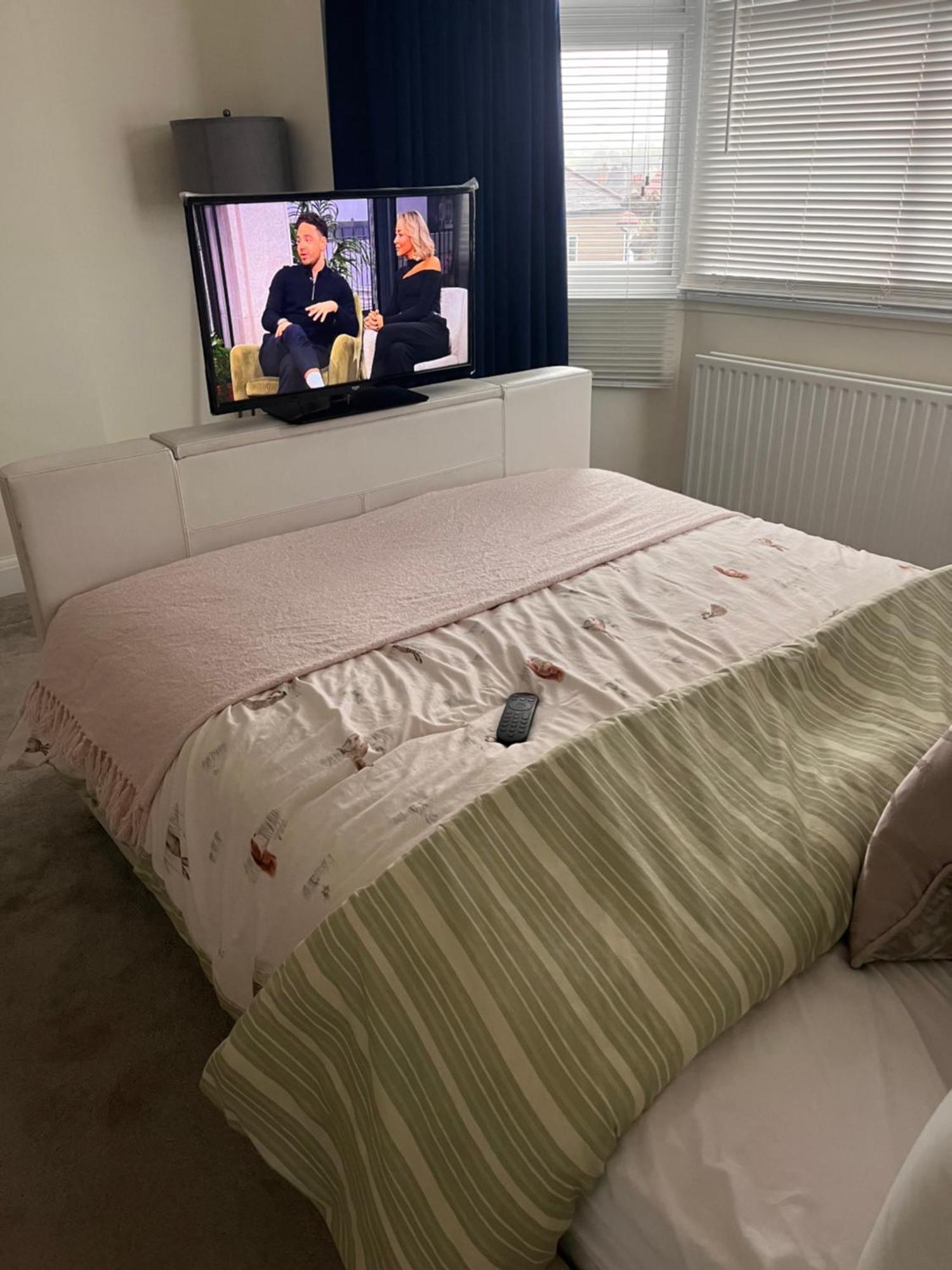 Bed & Breakfast From Cosy London