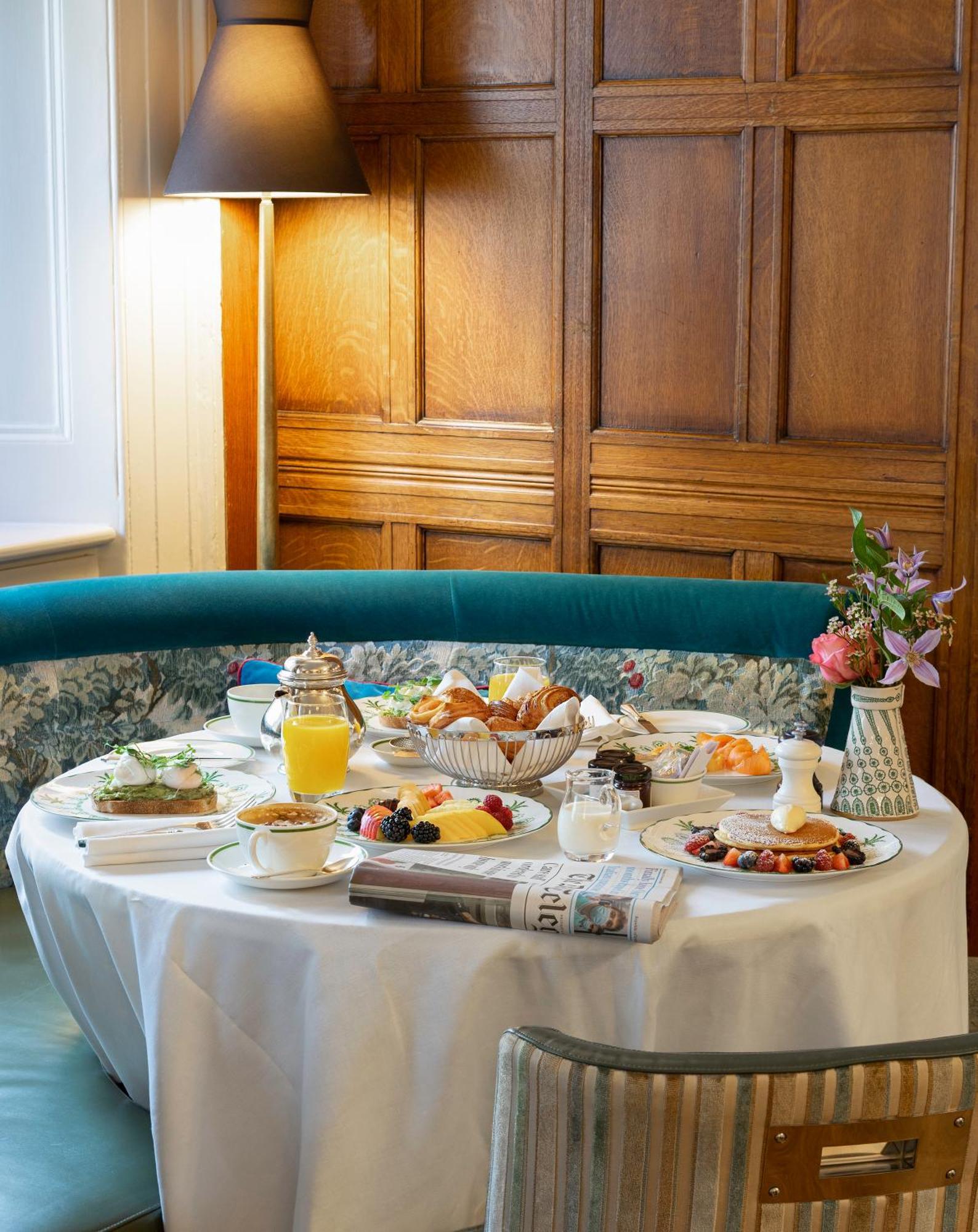 Brown's Hotel, A Rocco London