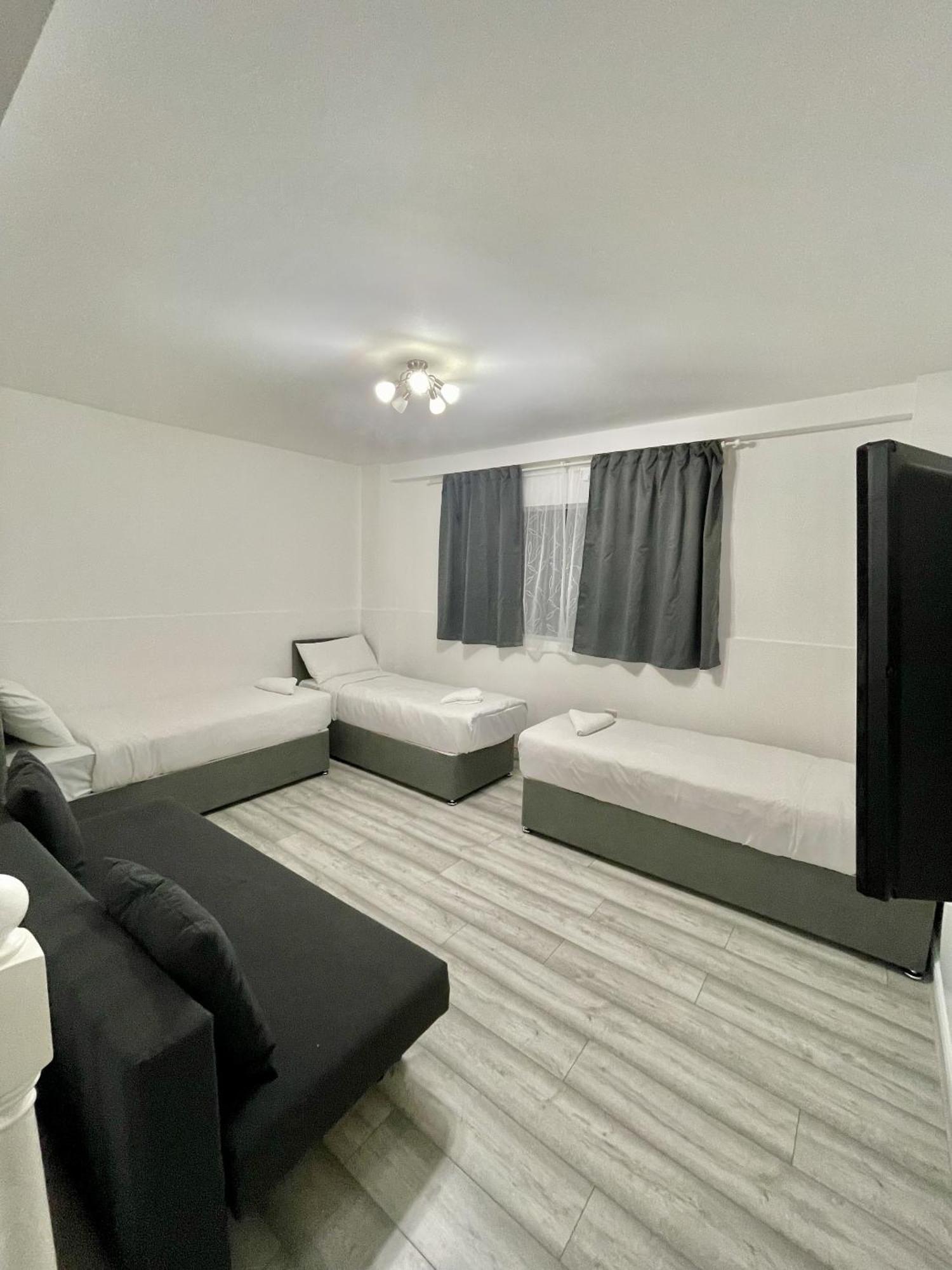 Euston Modern * London