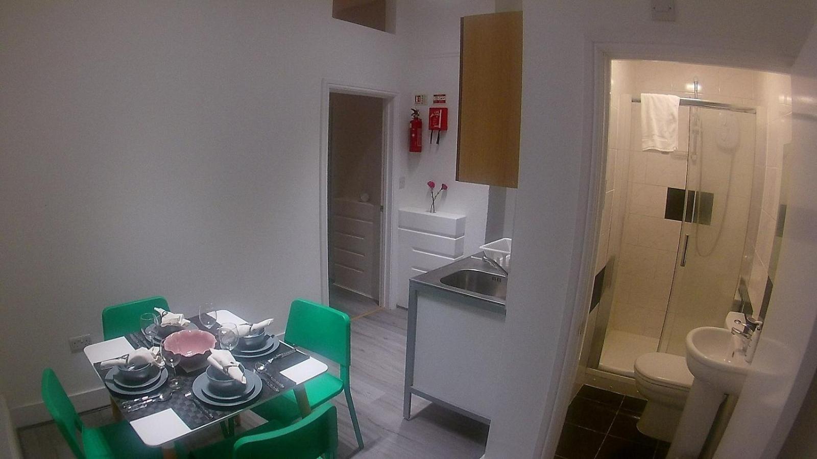 Euston Modern Apartment