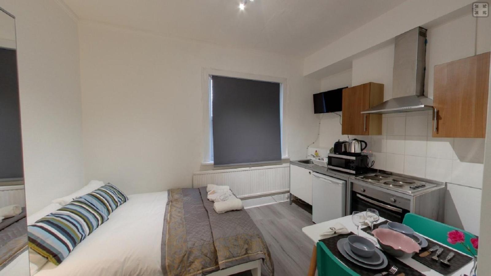 Euston Modern Apartment