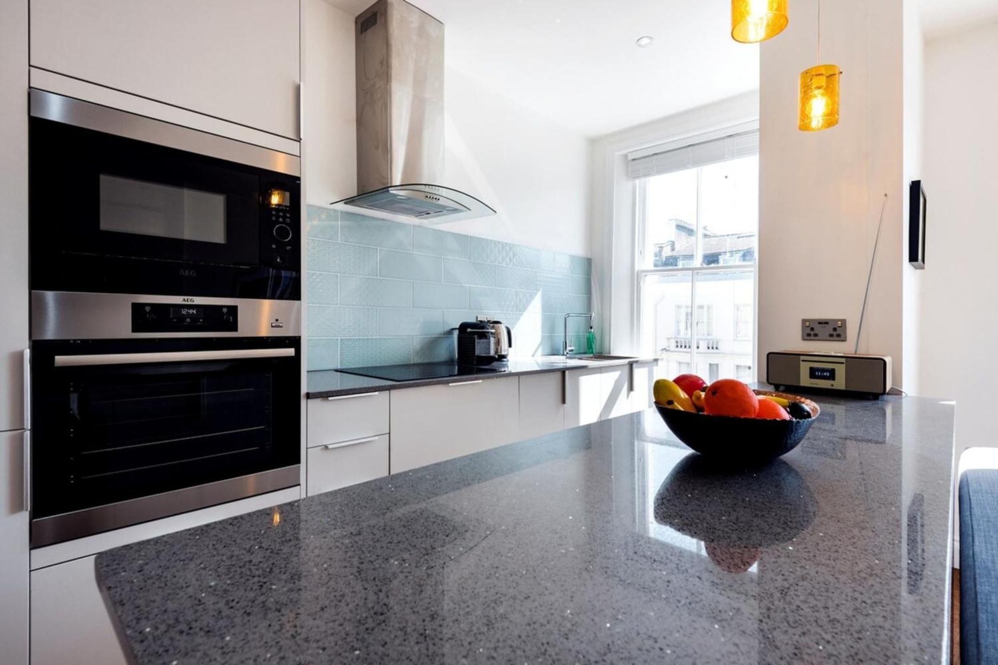 Apartment Bright And Modern Earls Court Gem