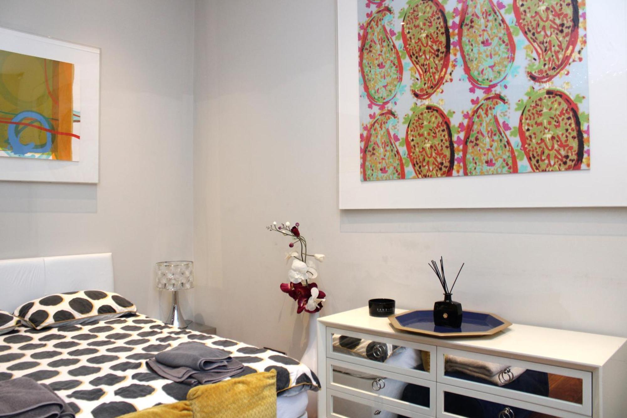 Modernized South Kensington Apartment London
