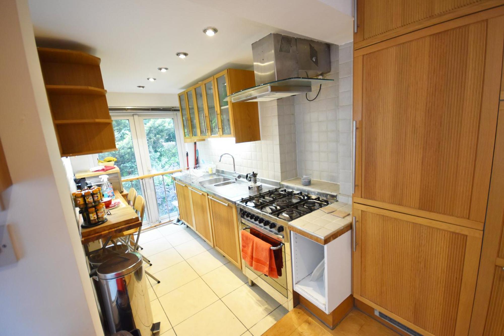 Beautiful Spacious In Waltham Forest East Apartment London