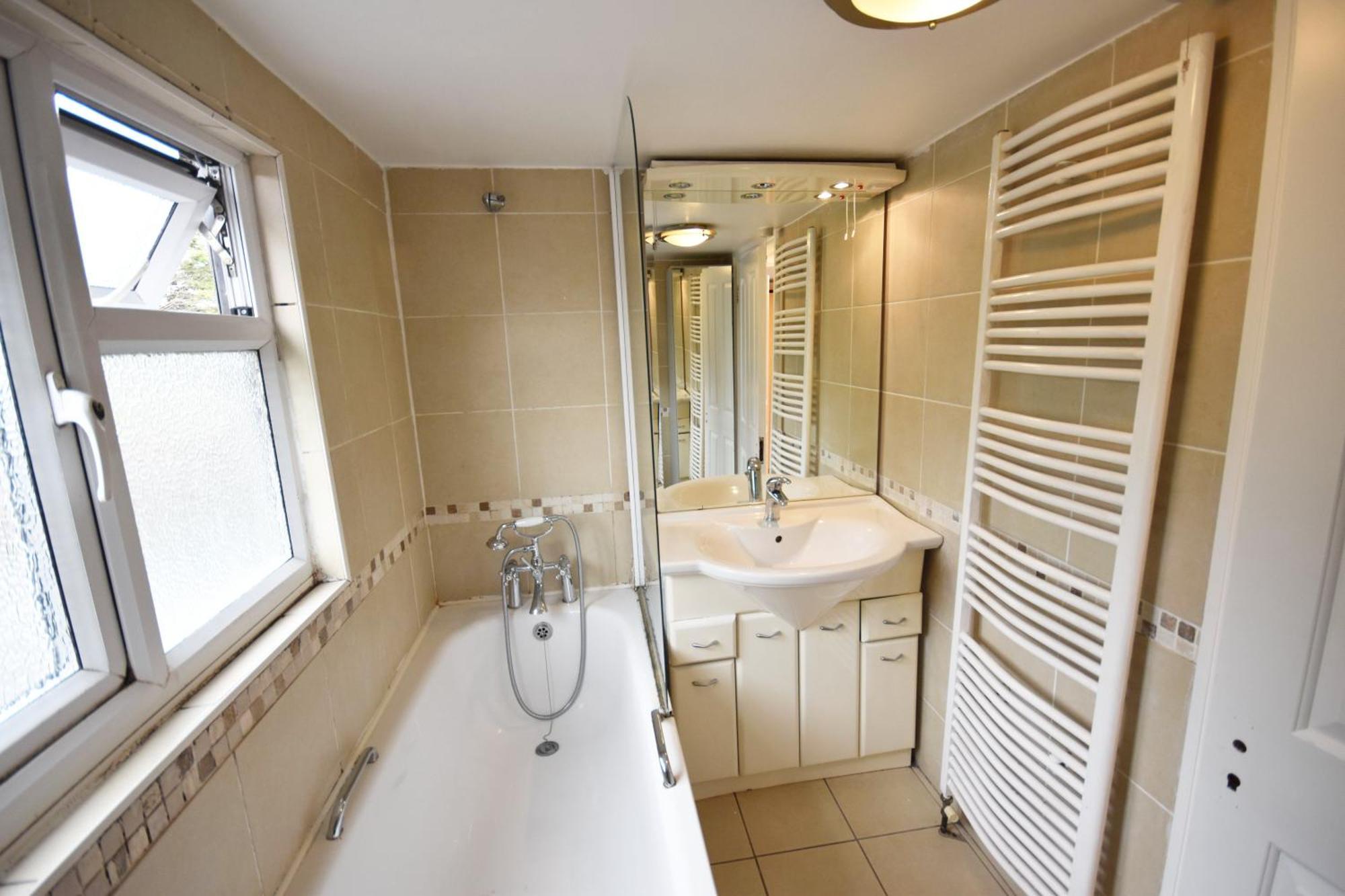 Beautiful Spacious In Waltham Forest East