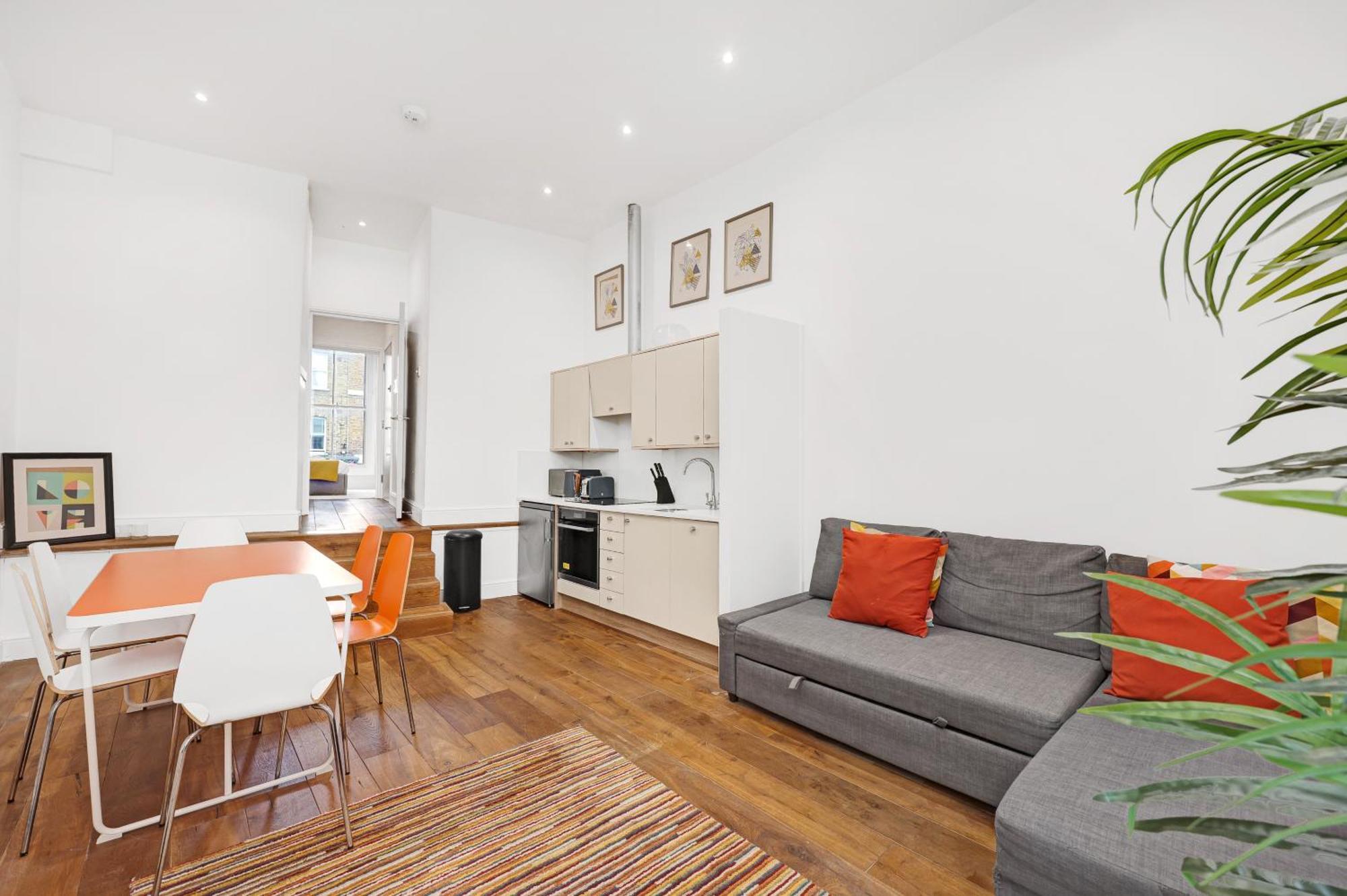 New 1 Bedroom Flat Short Term & Flexible Renting Hackney With Free Wifi Apartment