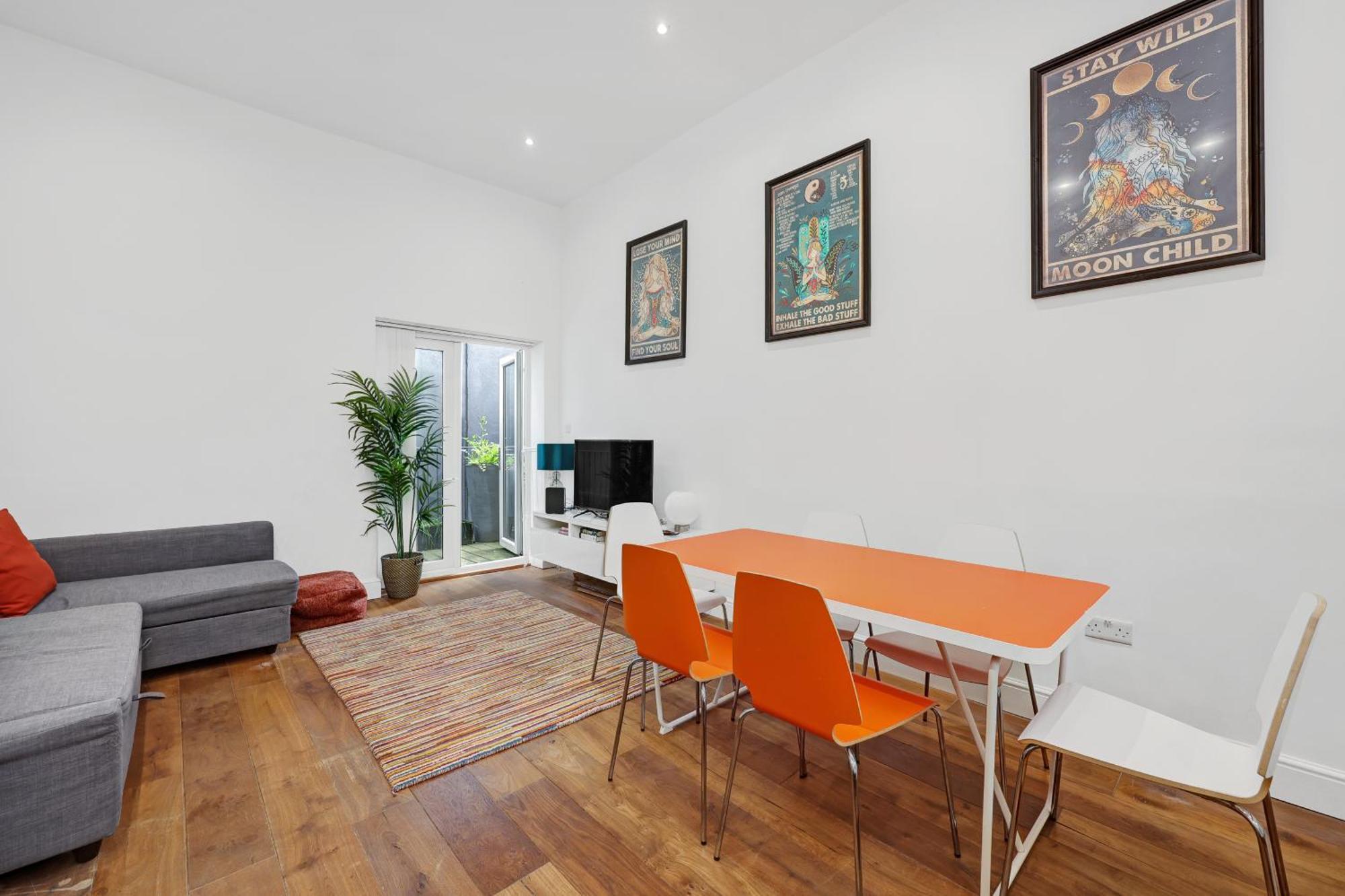 New 1 Bedroom Flat Short Term & Flexible Renting Hackney With Free Wifi