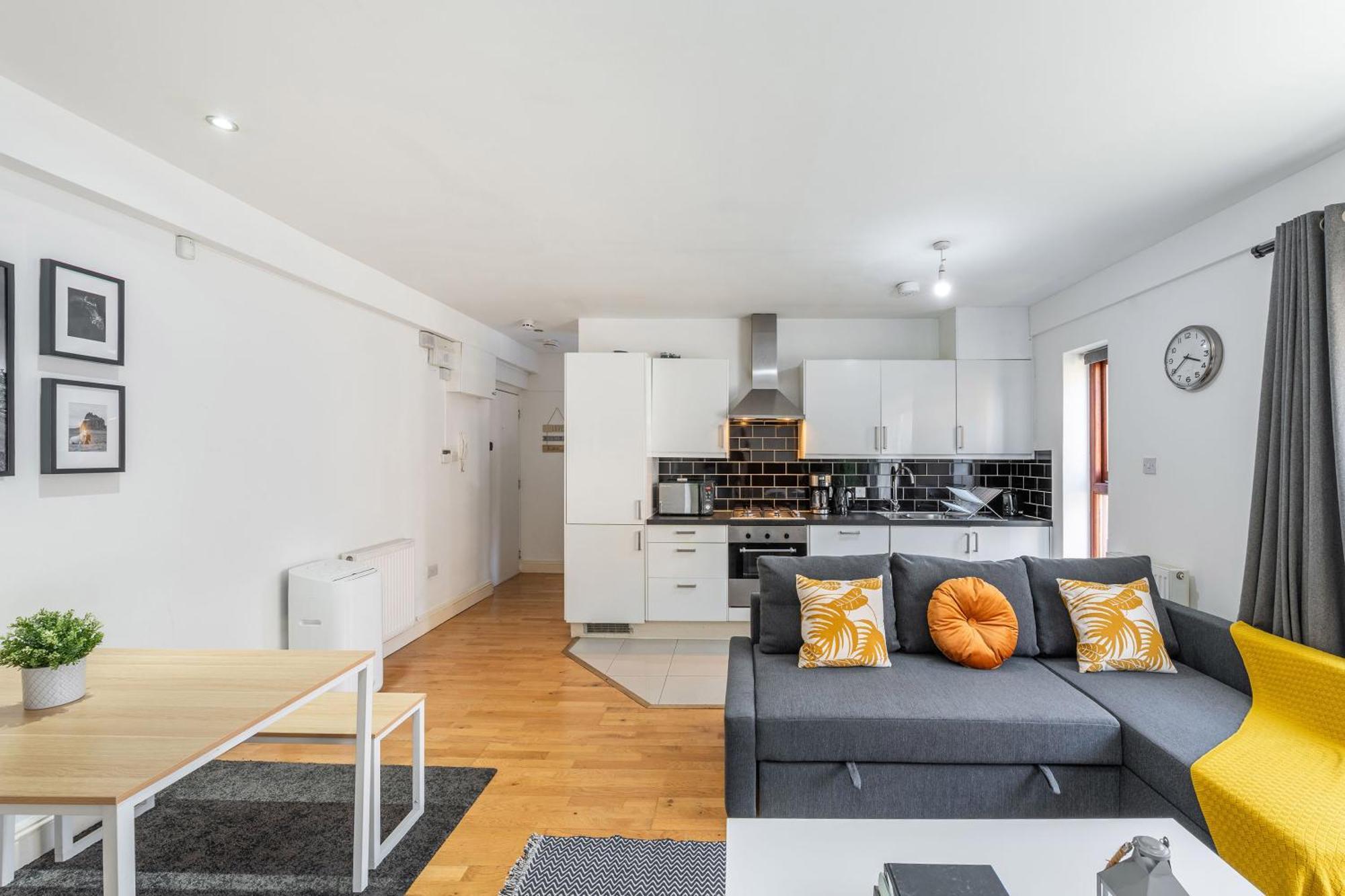 Waterloo With Large Private Terrace - View Of The Eye - 1 Bedroom 1 Bath Londres
