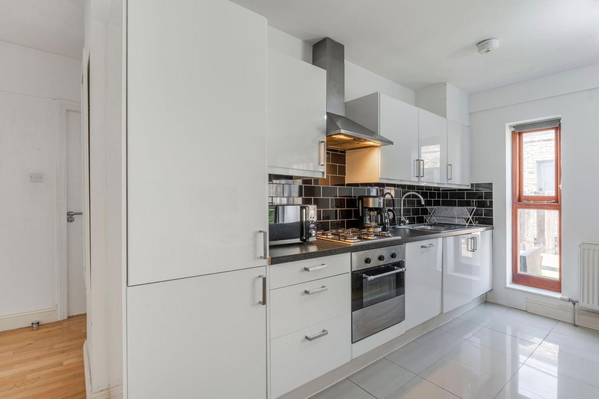 Waterloo With Large Private Terrace - View Of The Eye - 1 Bedroom 1 Bath * Londres