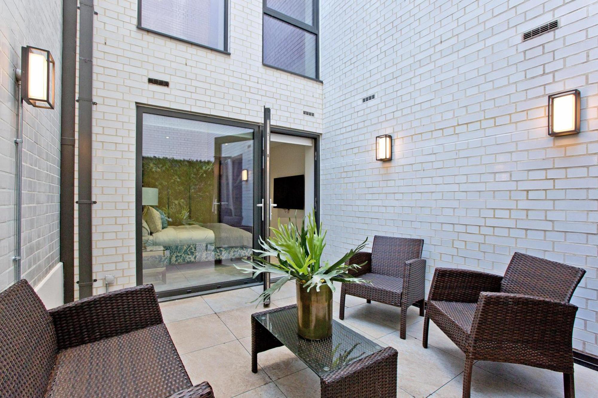 Apartment 37gs Residences *
