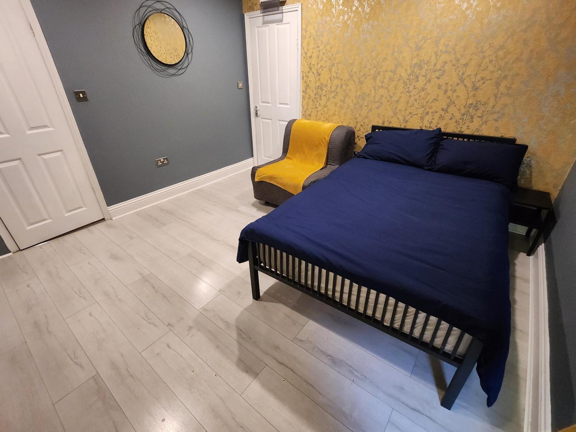Dodi Apartment London