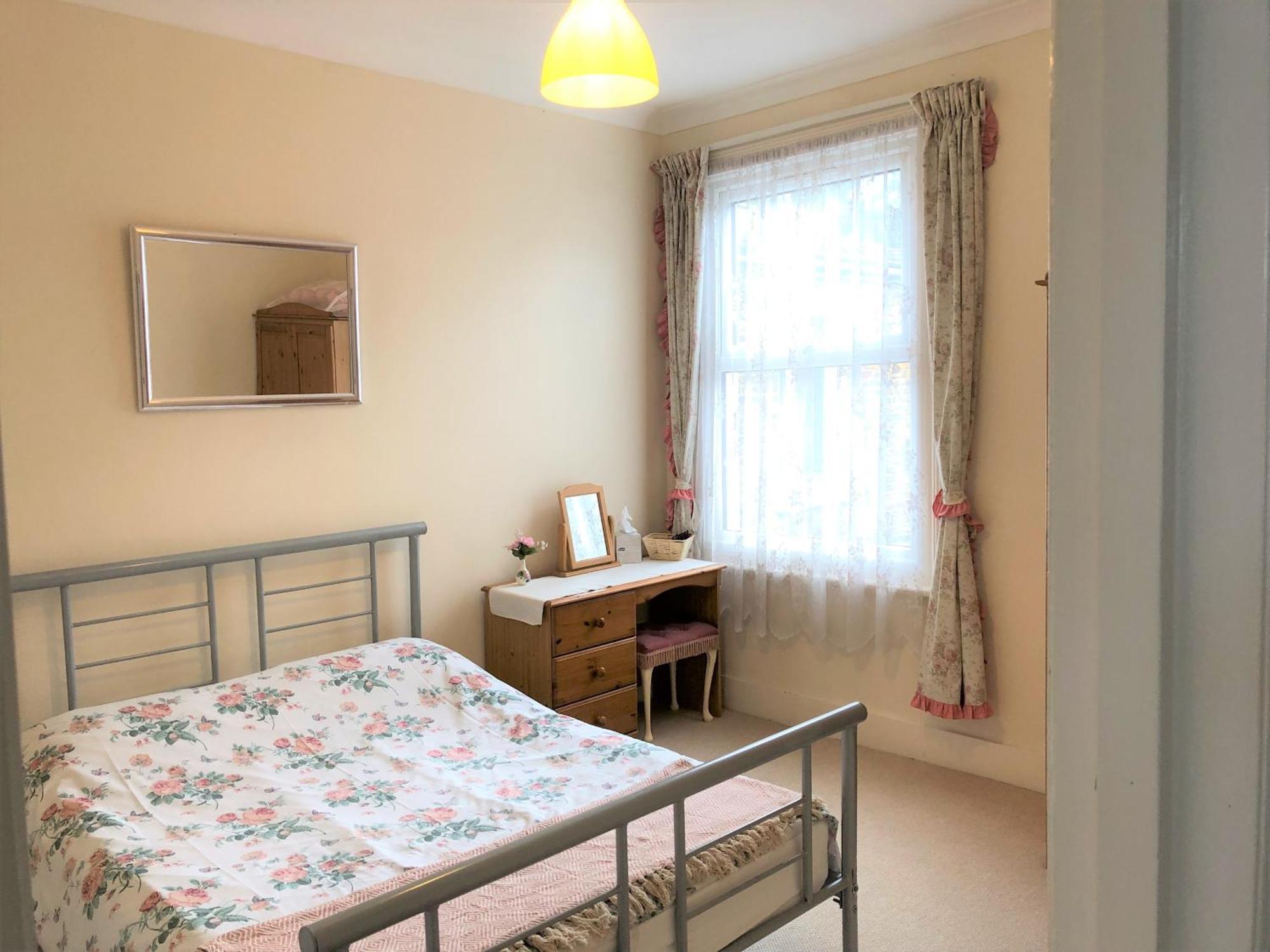 Apartment Spacious West 2 Bedroom