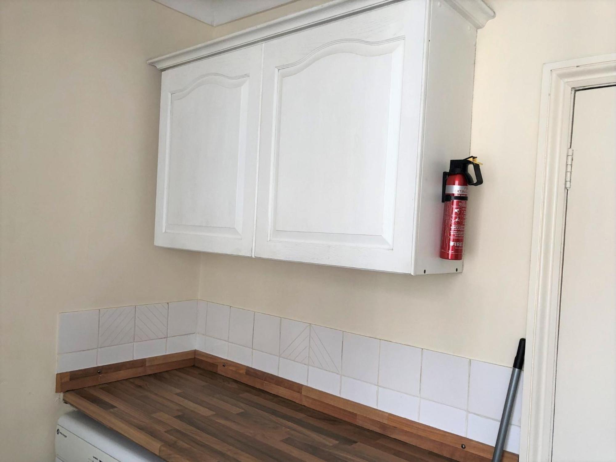 Spacious West 2 Bedroom Apartment