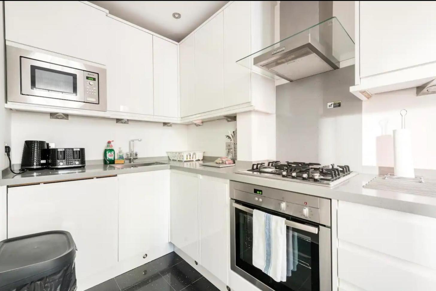 Lovely One Bedroom In The Heart Of Apartamento