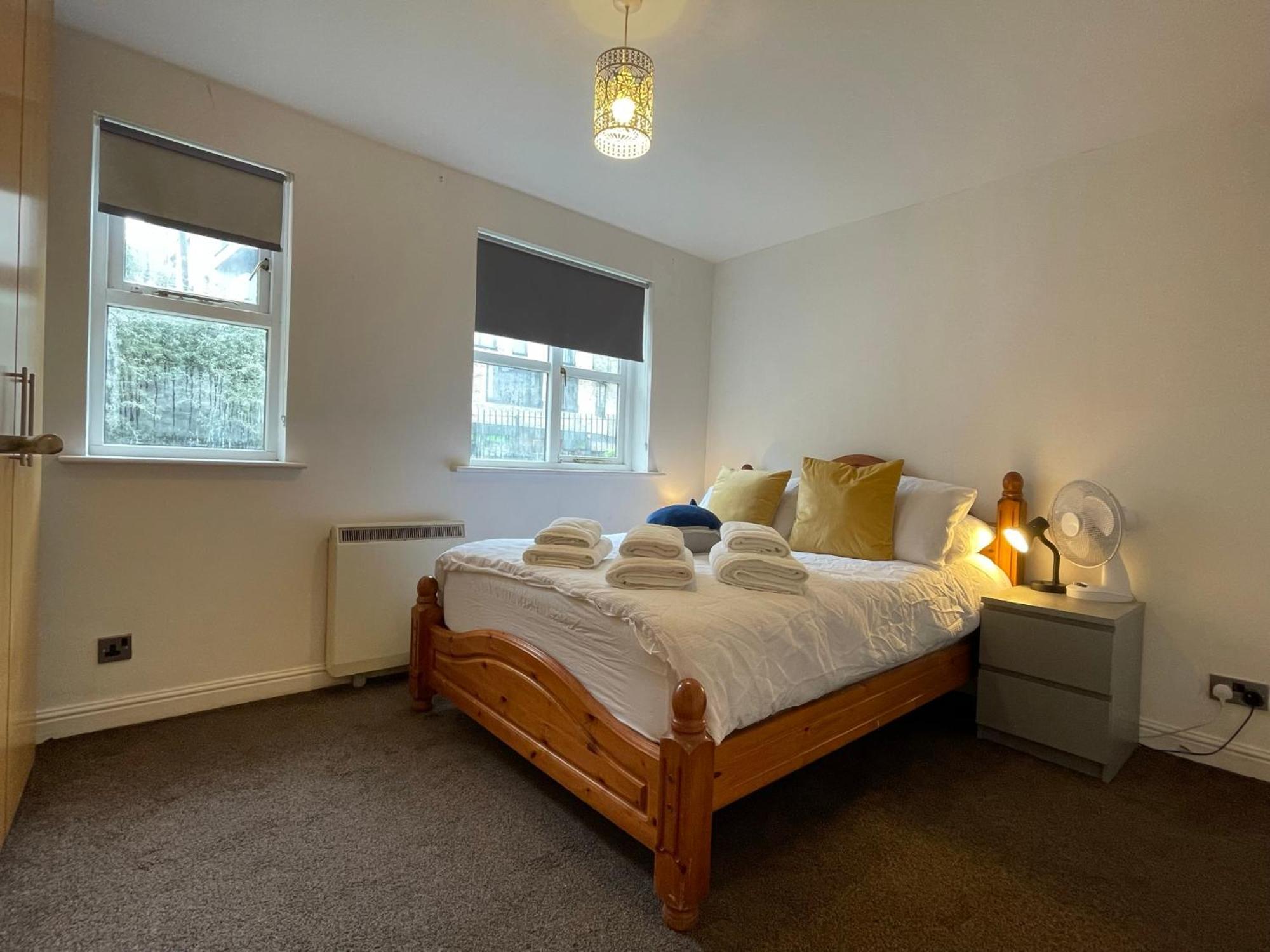 Apartment Surrey Docks Se16 Near Canada Water N Easy Access Canary Wharf *