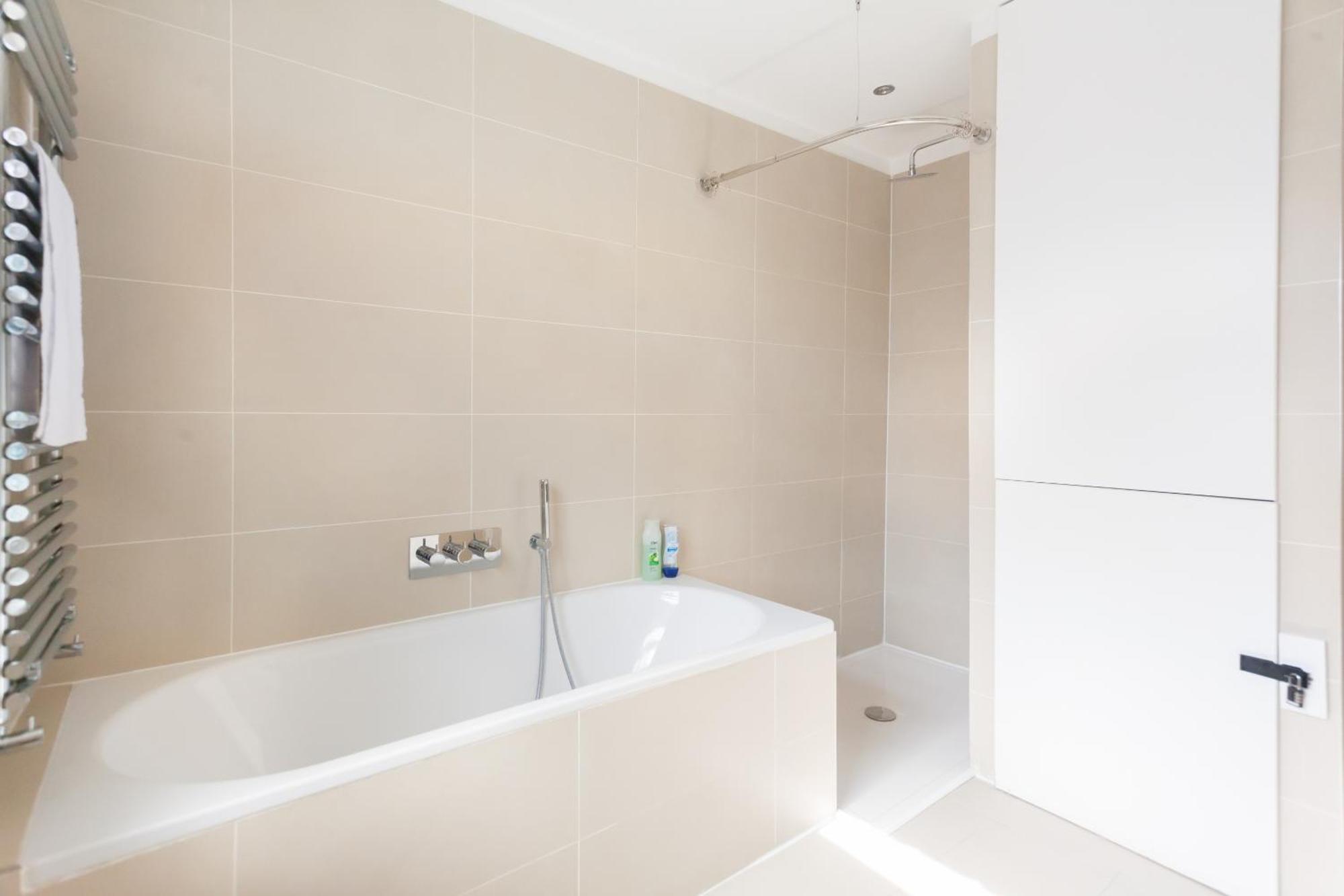 Camden House - Next To Camden Market And Station - Center Guest house London