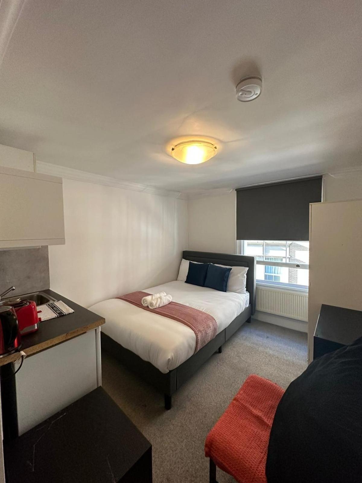 Luxury Trafalgar Square Embankment Collection * London