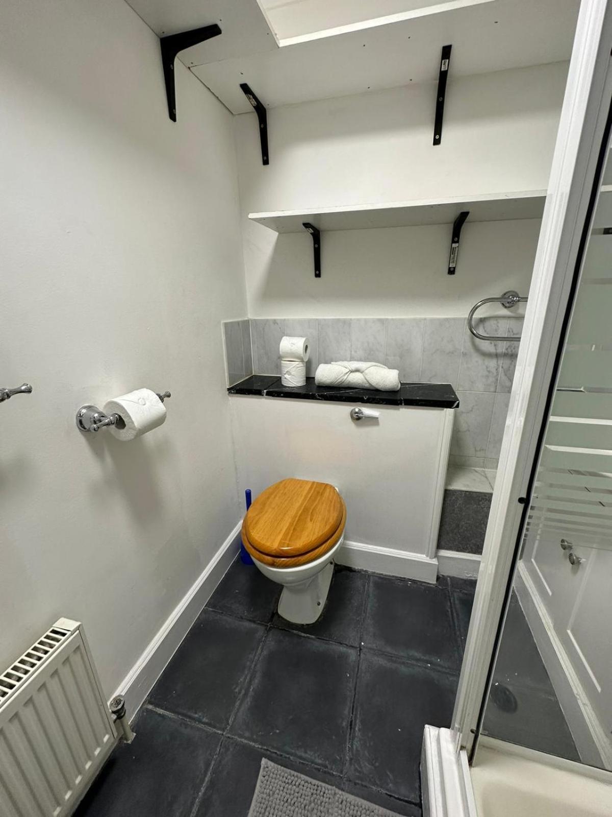 Luxury Trafalgar Square Embankment Collection London