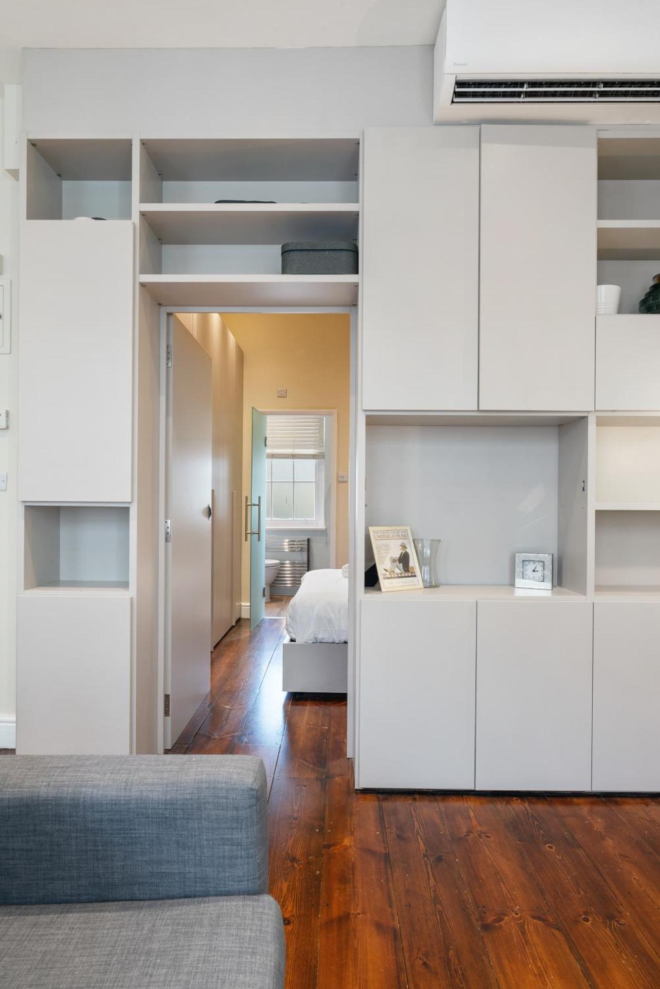 Superb One Bedroom In Soho * Londres