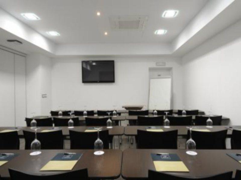 Hotel The Queens Gate 4*