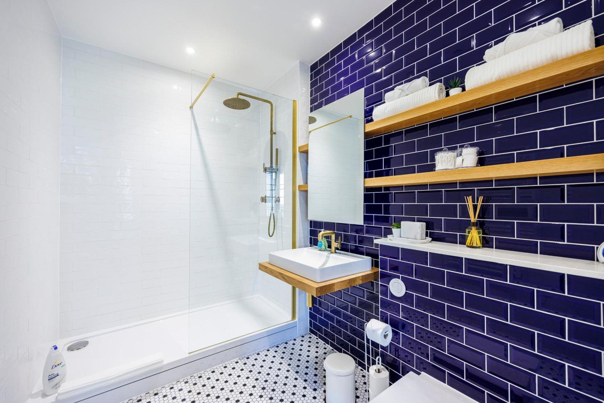 Apartment Luxury Apartment-business-relocation-canary Wharf London