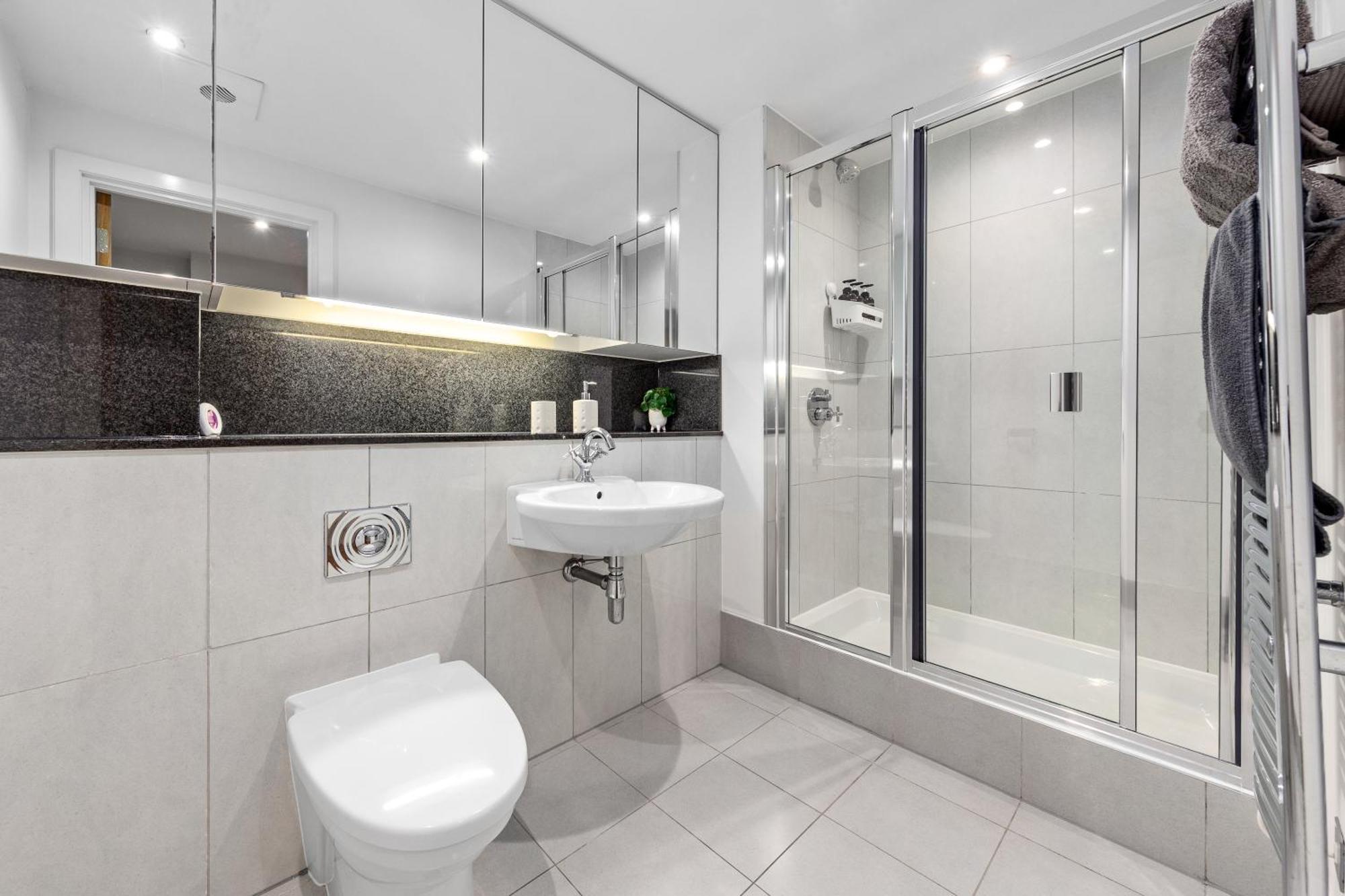 Vauxhall Large 2bedroom With Amazing River View Panoramic Balcony Apartamento *