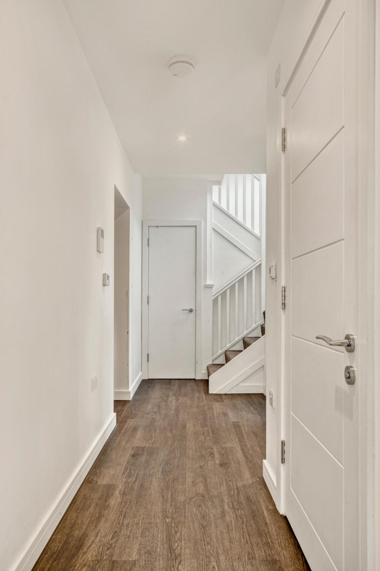 Apartamento Modern Penthouse In Wembley