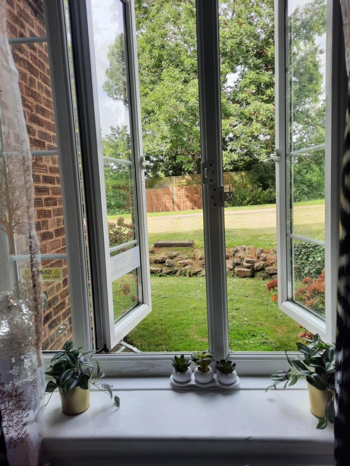Lili -lovely 2 Studio In Wembley Stadium Apartment London