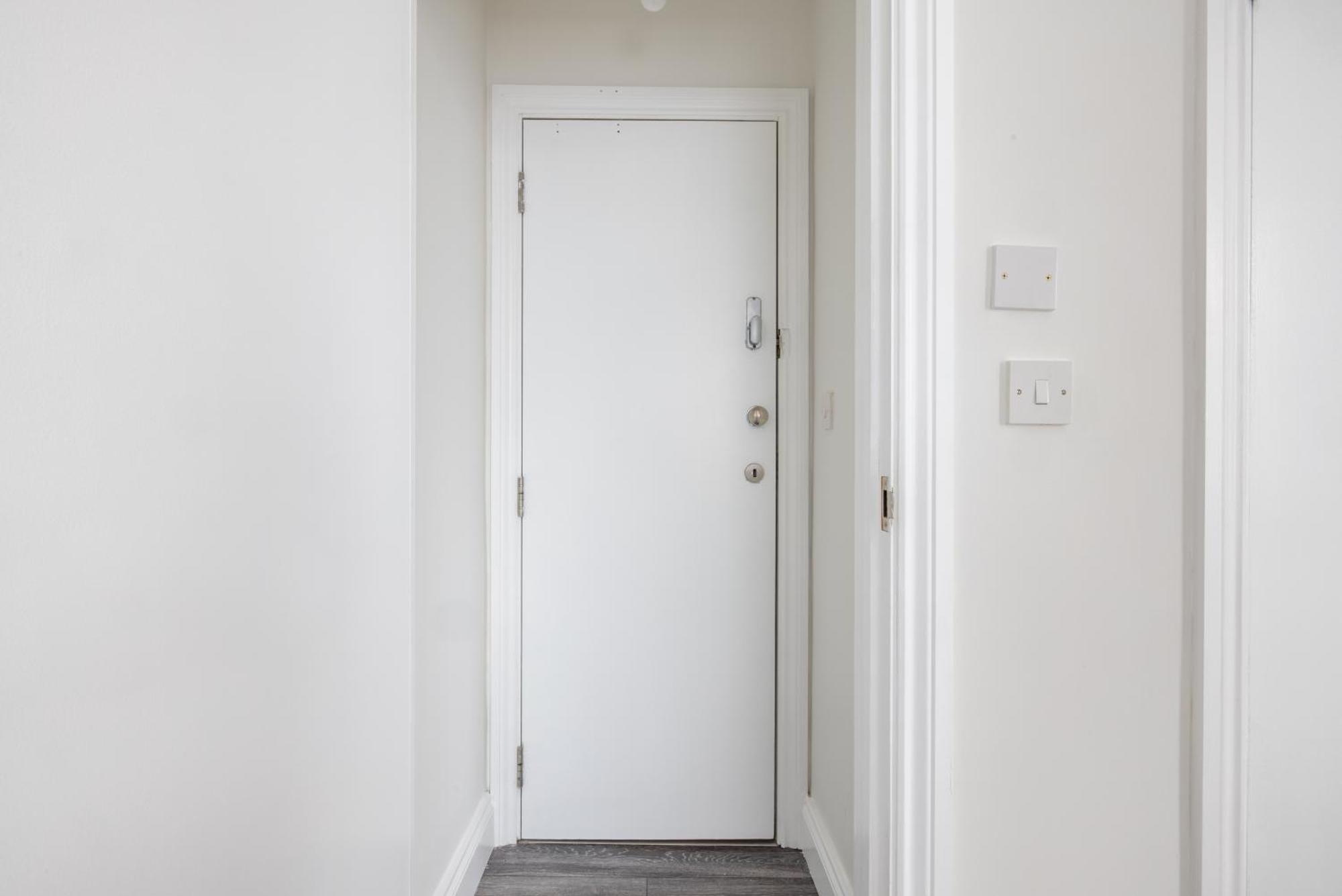 Euston Apartment