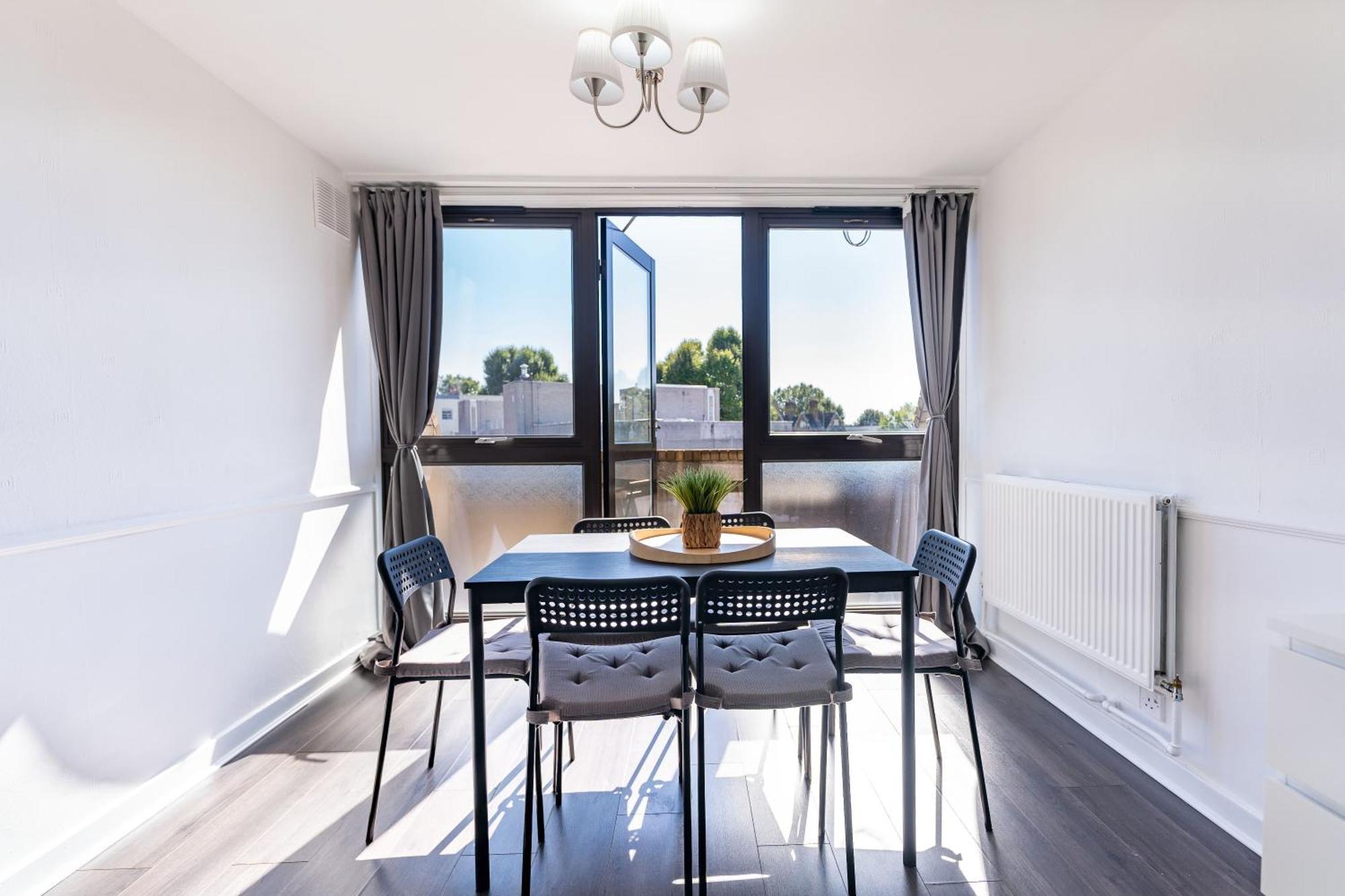 Apartamento Luxury 3 Bedroom Flat With Balcony In Westbourne Park