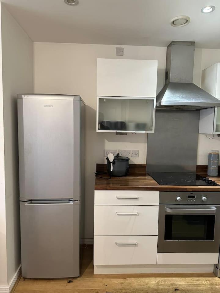New Build 2 Bedroom With 2 Bath In Apartment