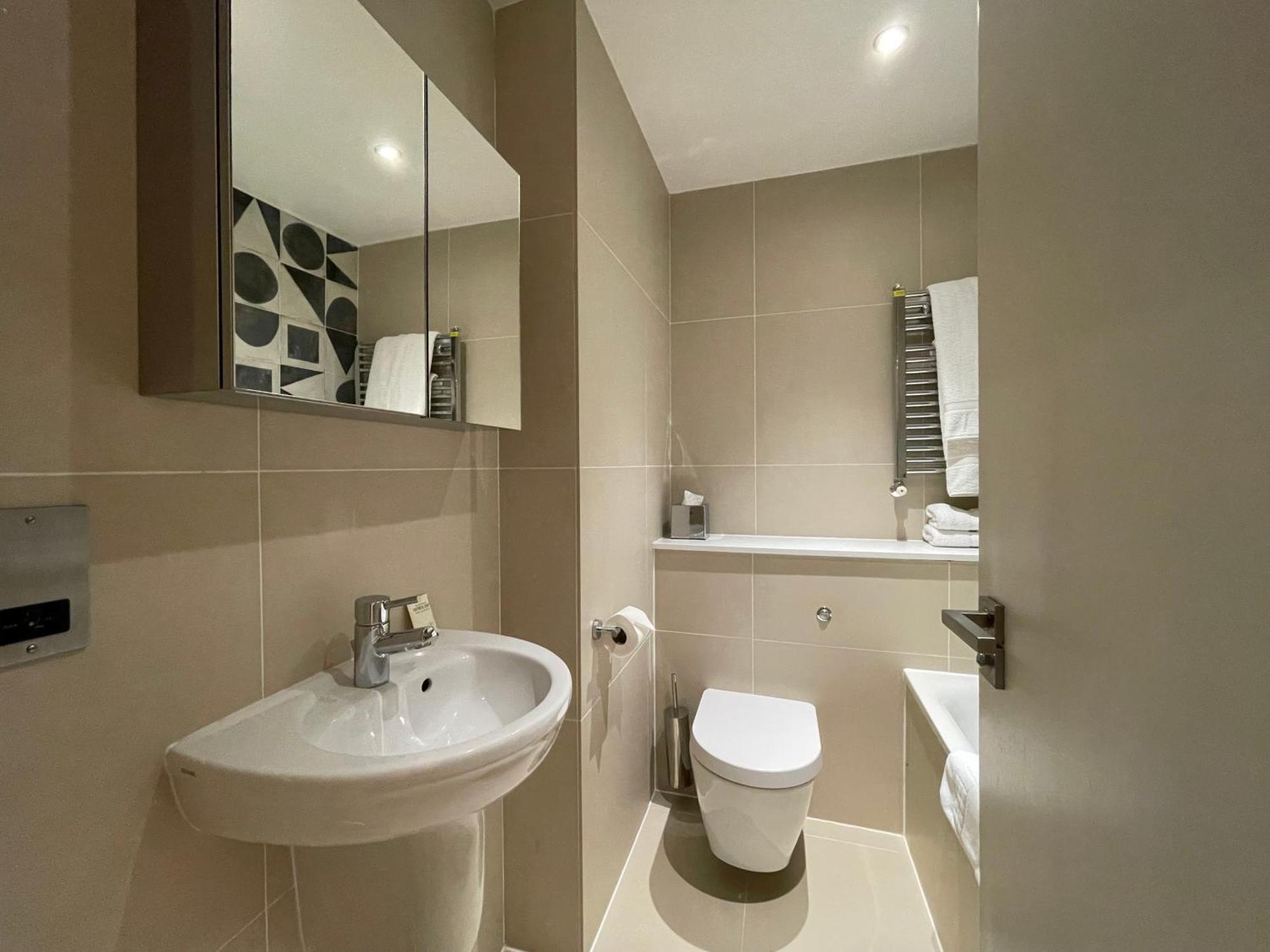 Aparthotel Nevern Place By Supercity