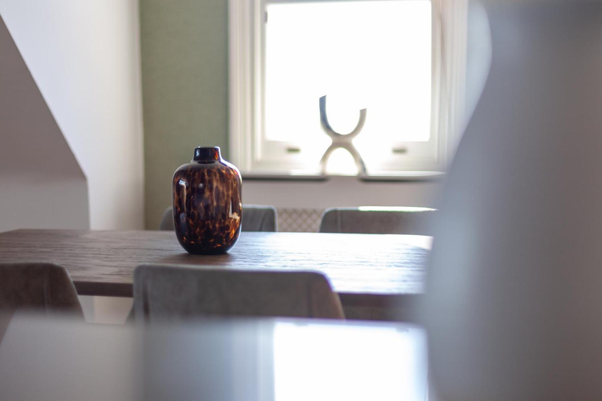 The South Hampstead Collection - Tbu *