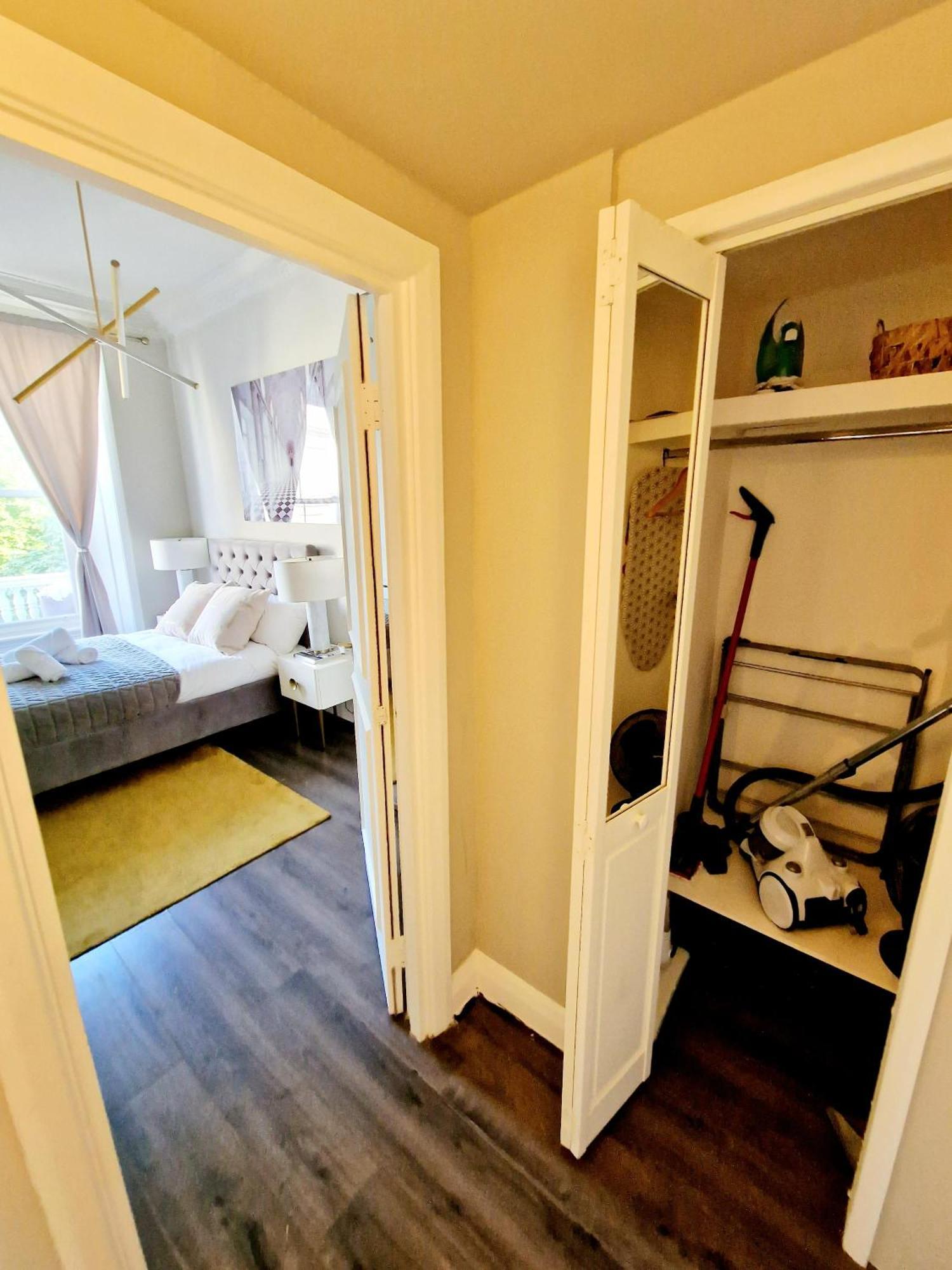 Stylish Hyde Park By Tube Stations With Elevator Apartamento