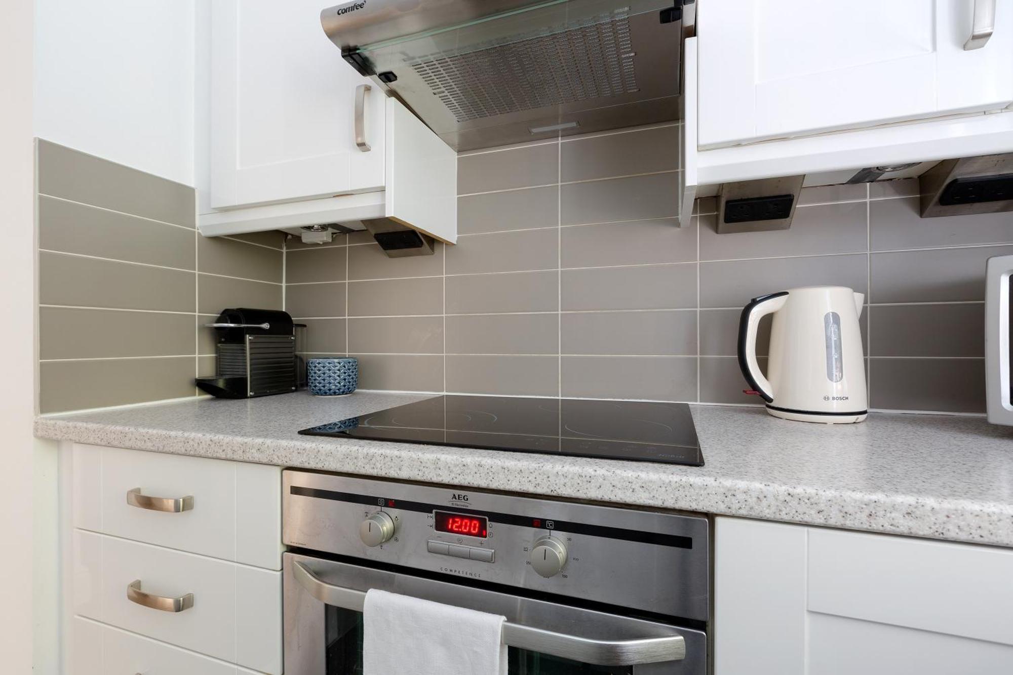 Cozy And Bright 1 Bedroom Apt In Knightsbridge Apartment London