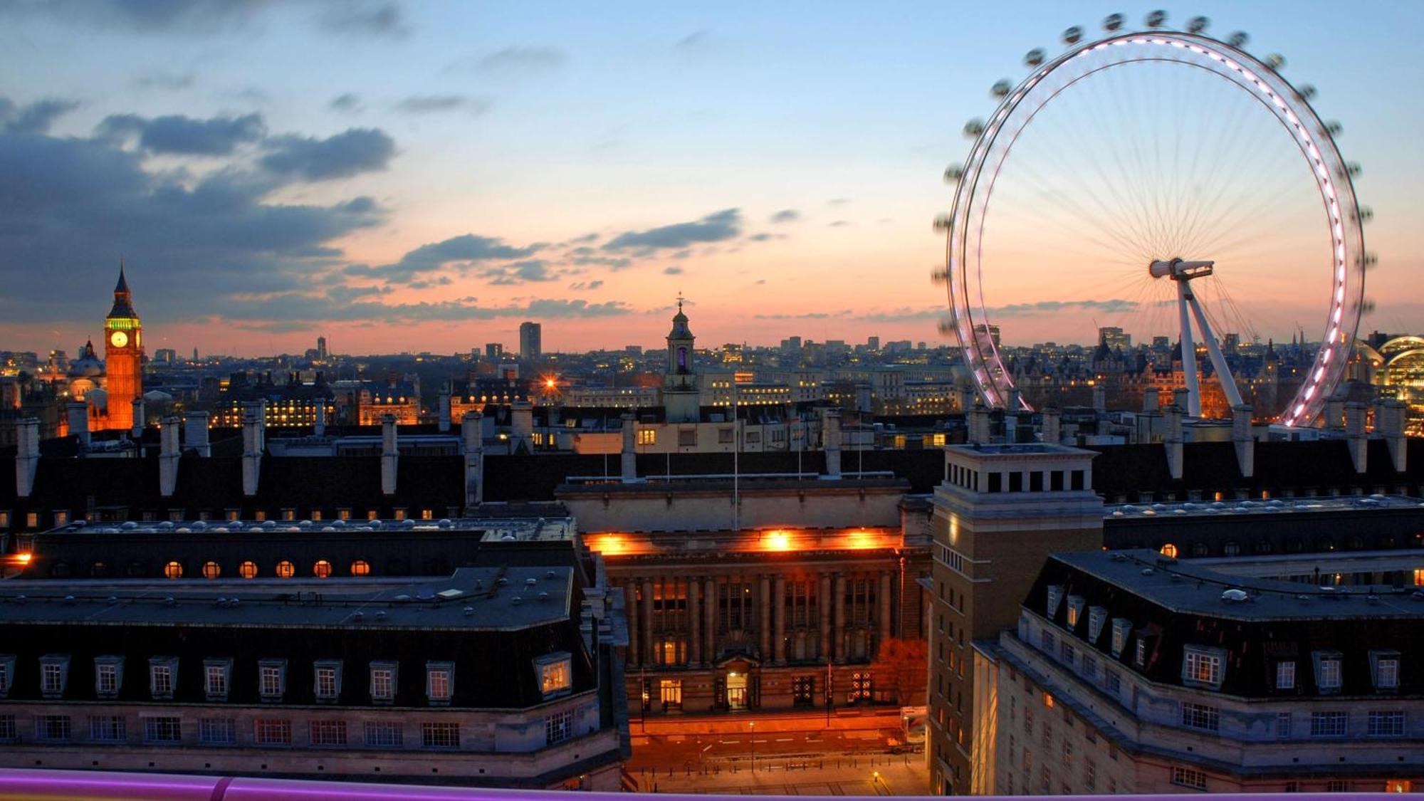 Park Plaza County Hall Hotel London