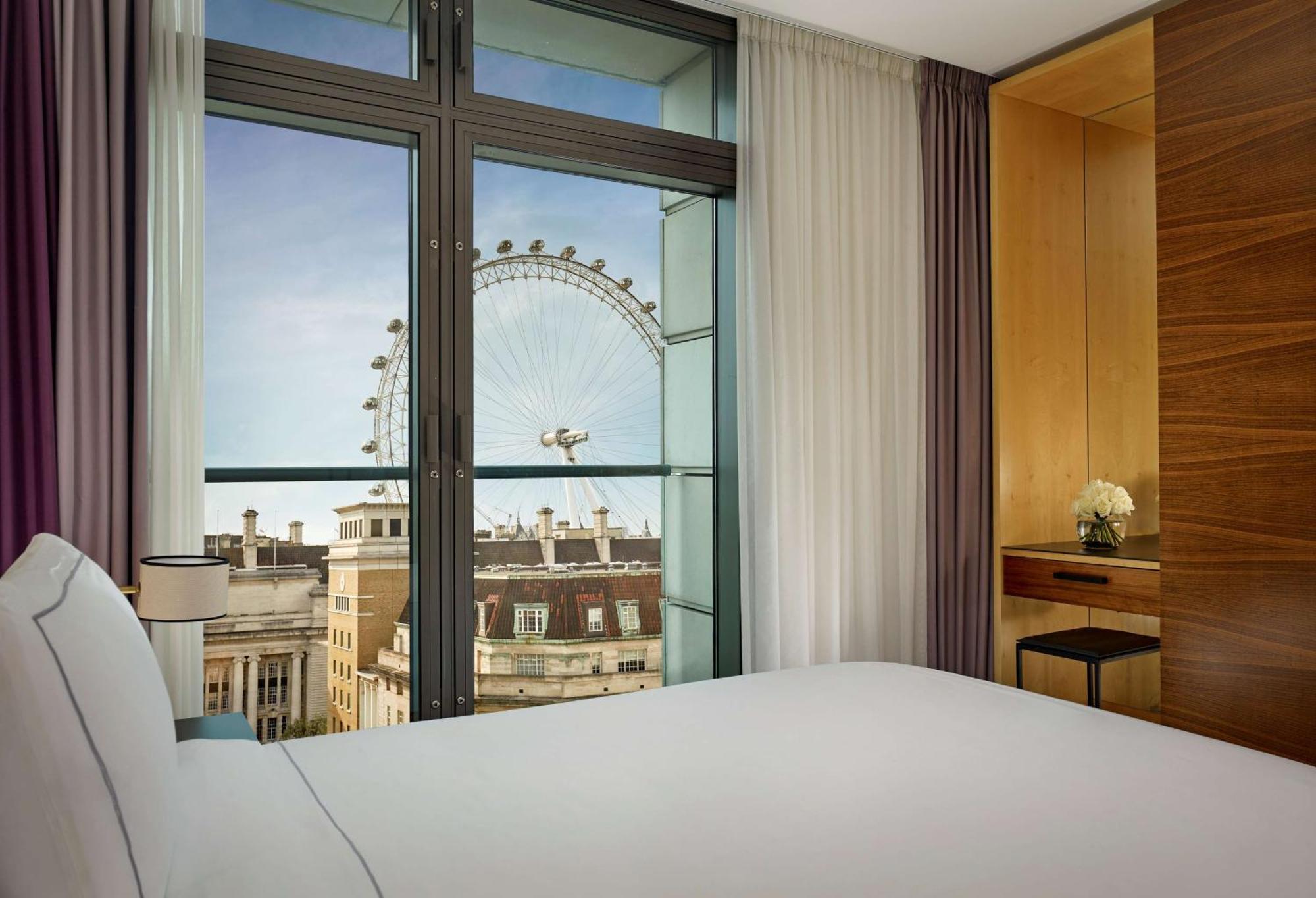 Park Plaza County Hall Hotel 4*