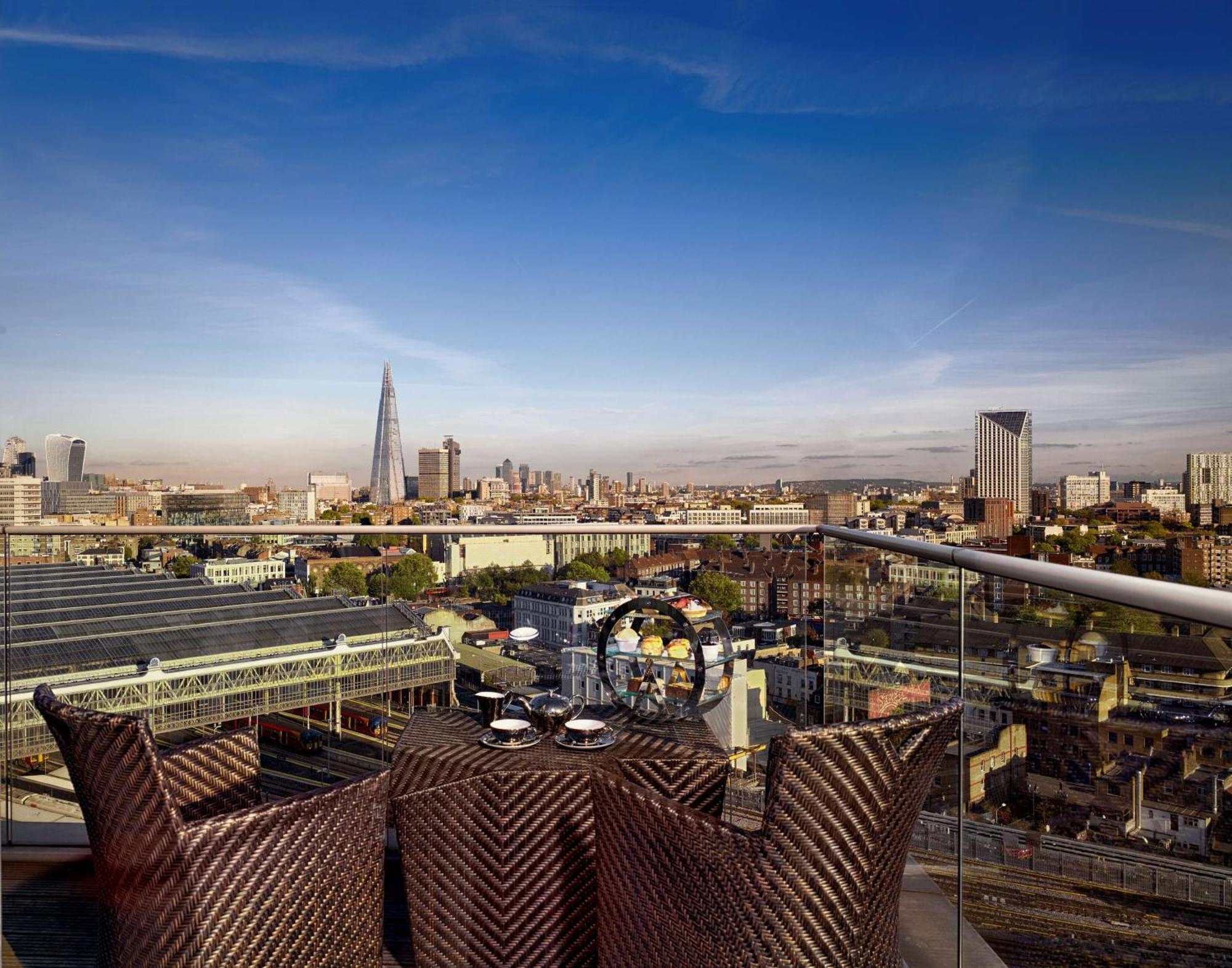 Park Plaza County Hall 4*